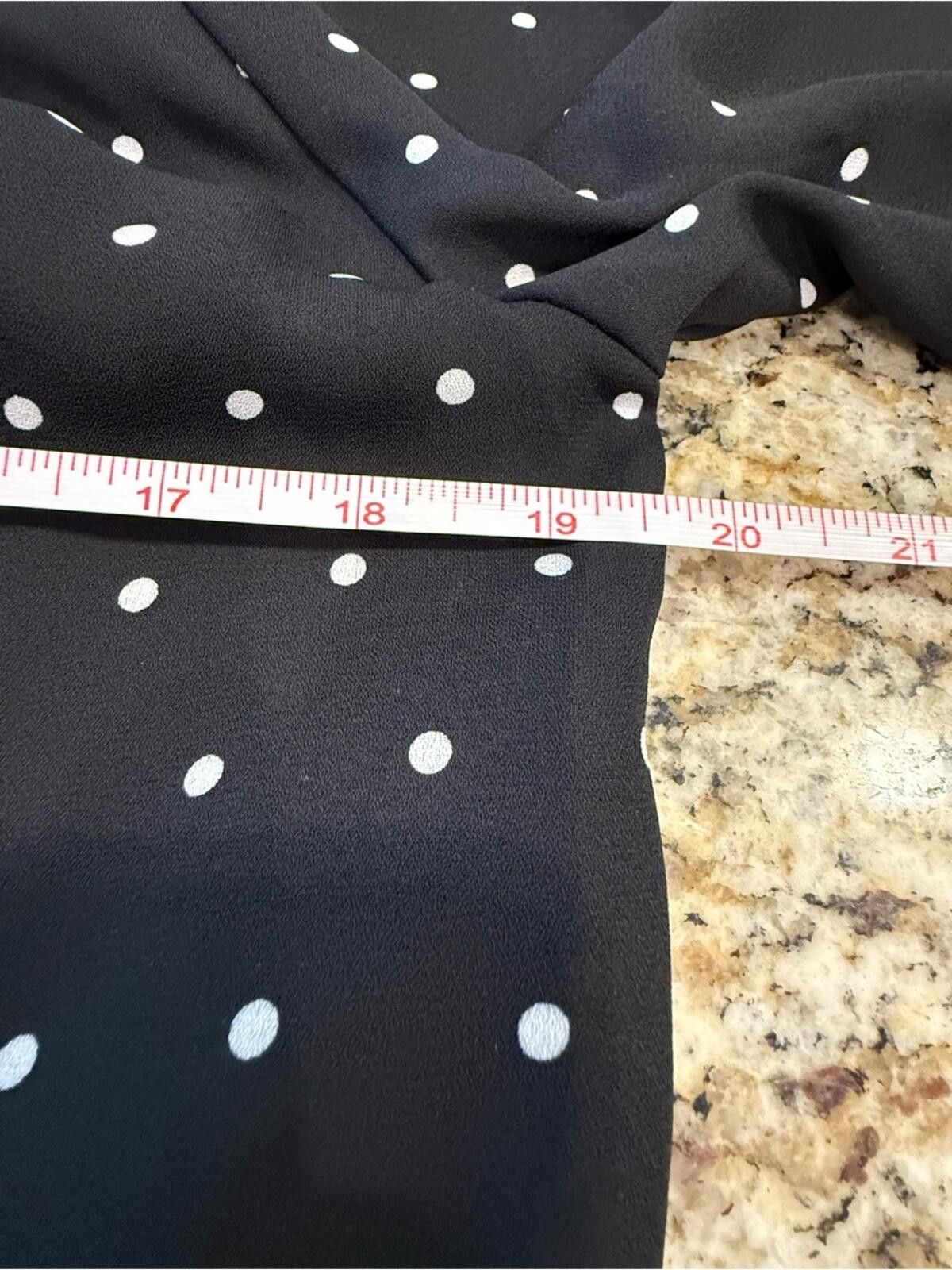 Other White Birch black white polka dot on/off shoulder top SZ SM Size S / US 4 / IT 40 - 10 Thumbnail
