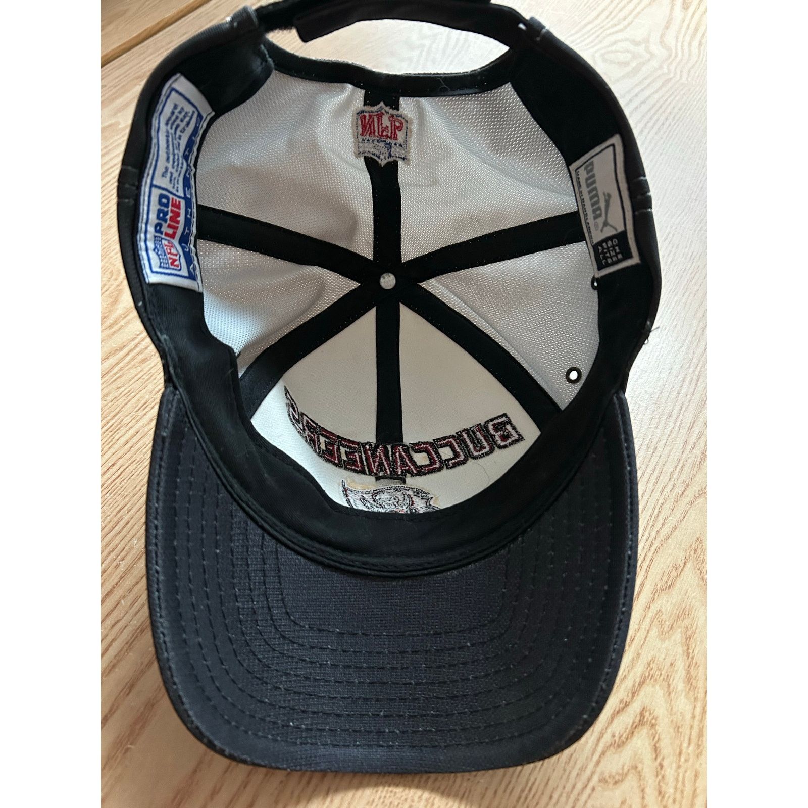 Puma New Unisex Vintage NFL Tampa Bay Buccaneers Baseball Cap Size ONE SIZE - 5 Thumbnail