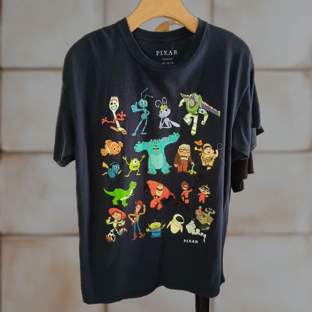 Disney Pixar T-shirt Men L Blue Monsters Incredibles Toy Store All Characters