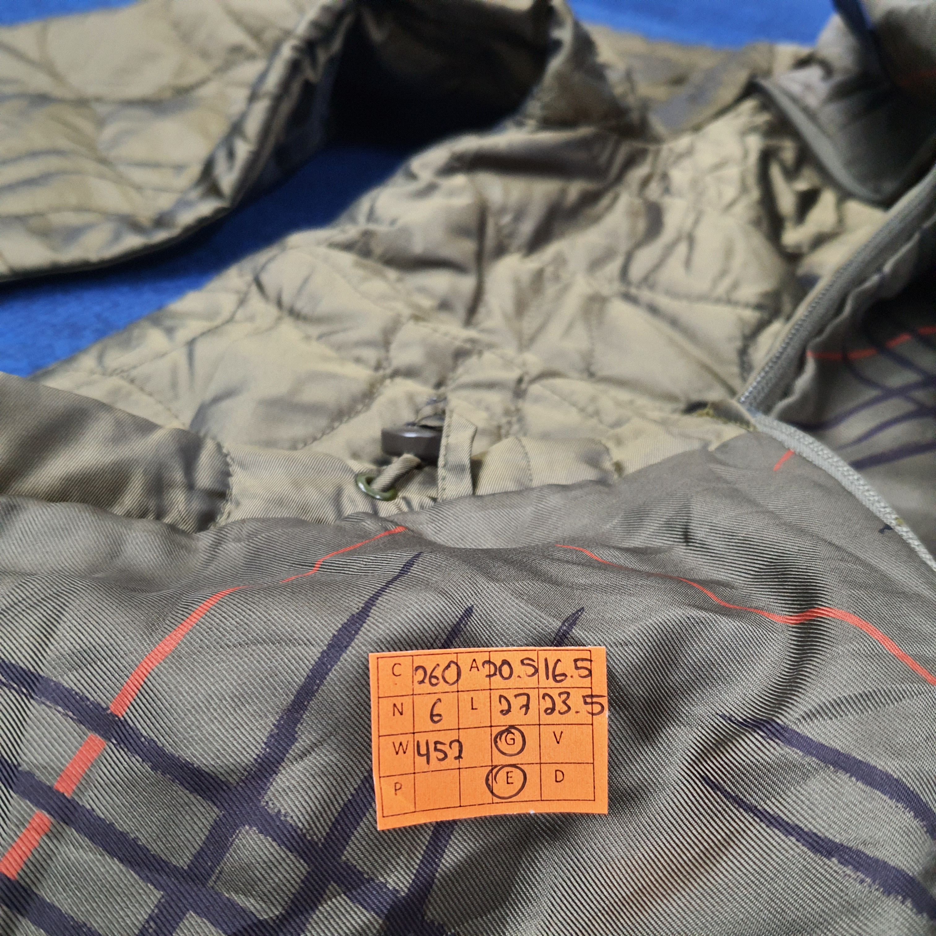 Burberry Vintage Burberry London Custom Logo Jacket C260N6 Size US S / EU 44-46 / 1 - 9 Thumbnail