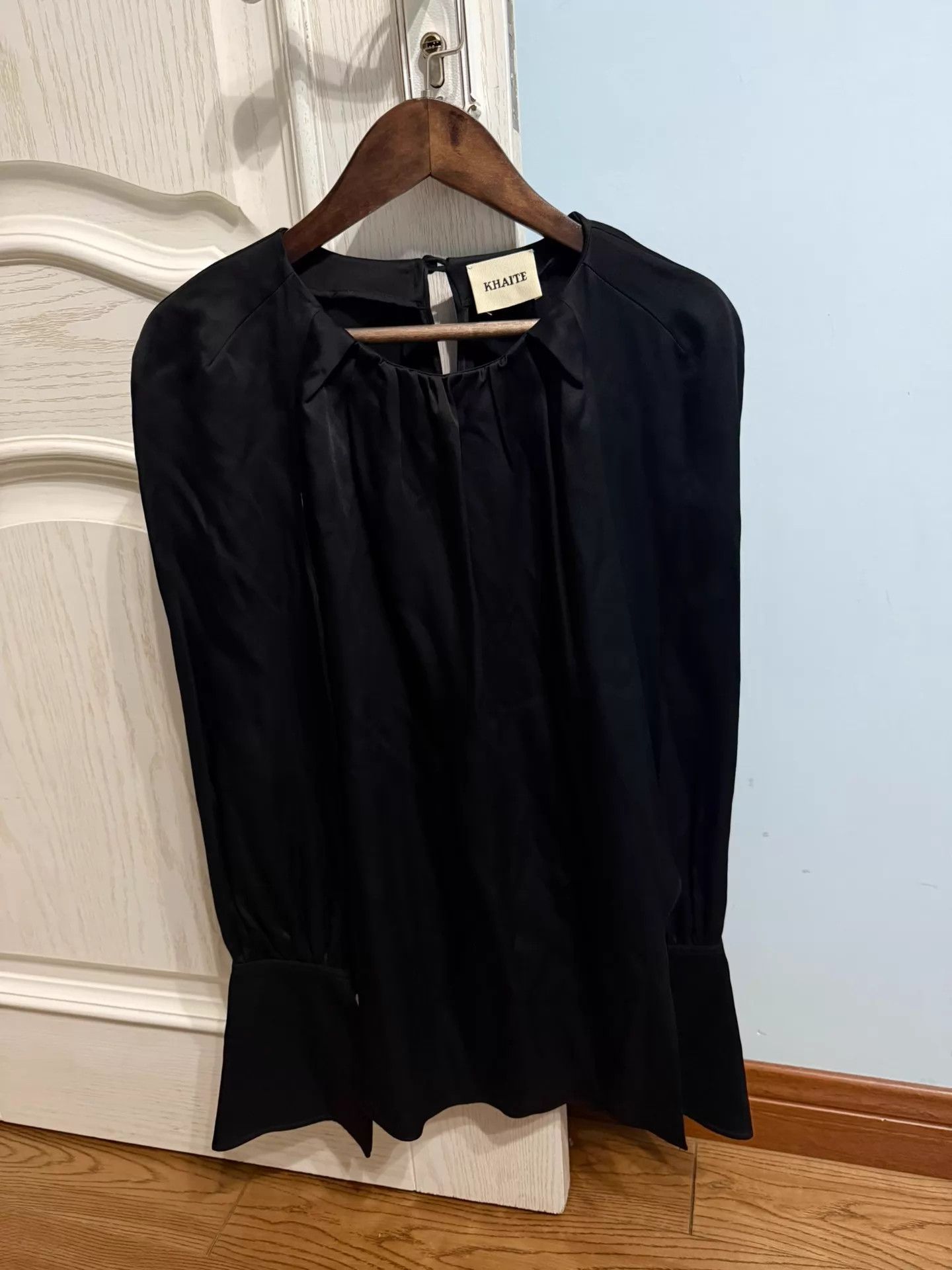 KHAITE Khaite stunning armpit cutout shirt new authentic Size XS / US 0-2 / IT 36-38 - 1 Thumbnail