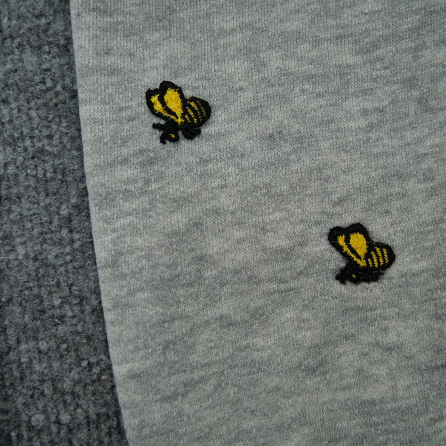 Vintage VINTAGE Bees Sweatshirt Womens Medium Gray Pullover Patch 70s 80s 90s Nature Casual Size M / US 6-8 / IT 42-44 - 5 Thumbnail