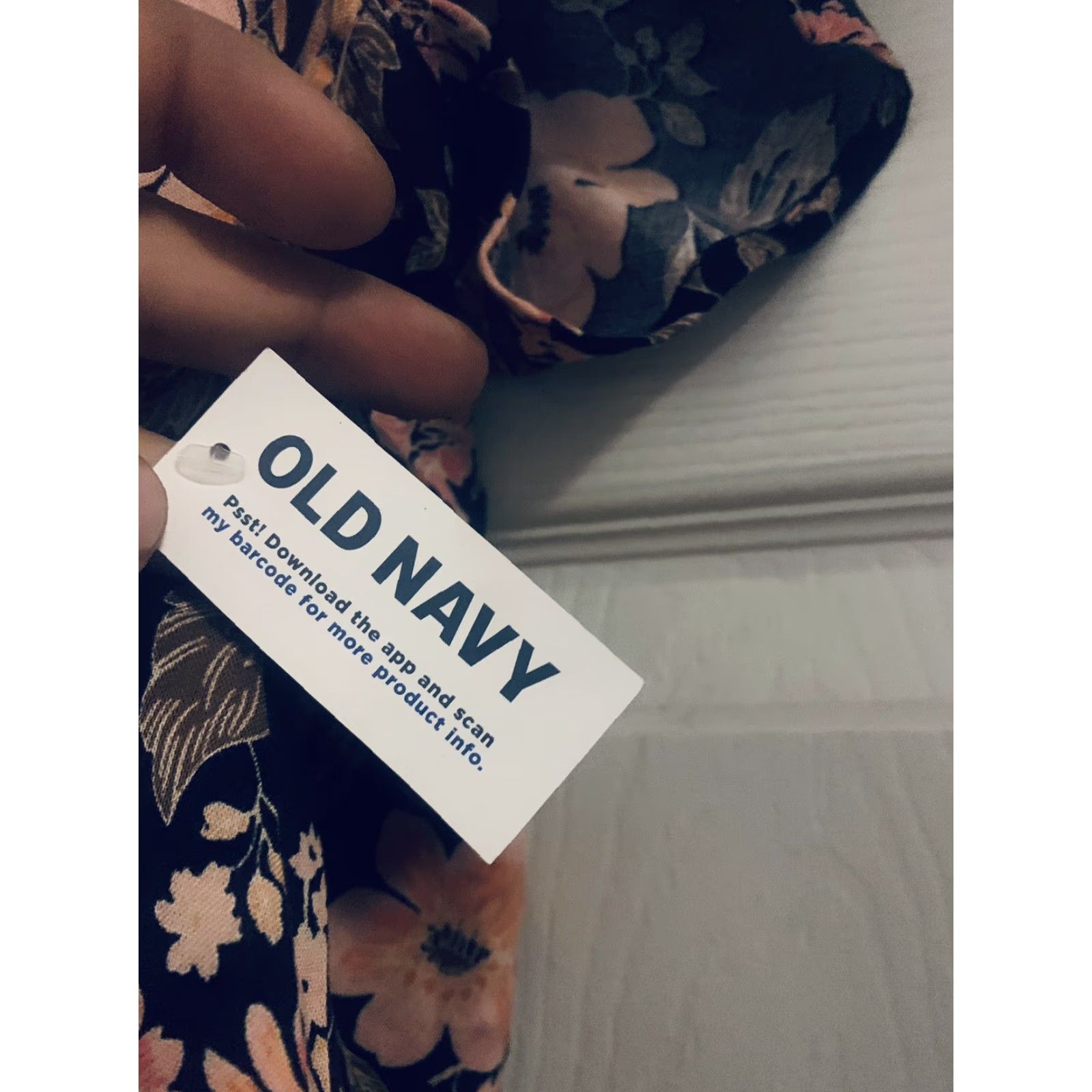 Old Navy Old Navy Shirt Womens Large Multicolor Floral Tee L MSRP 4.99 Size L / US 10 / IT 46 - 4 Thumbnail