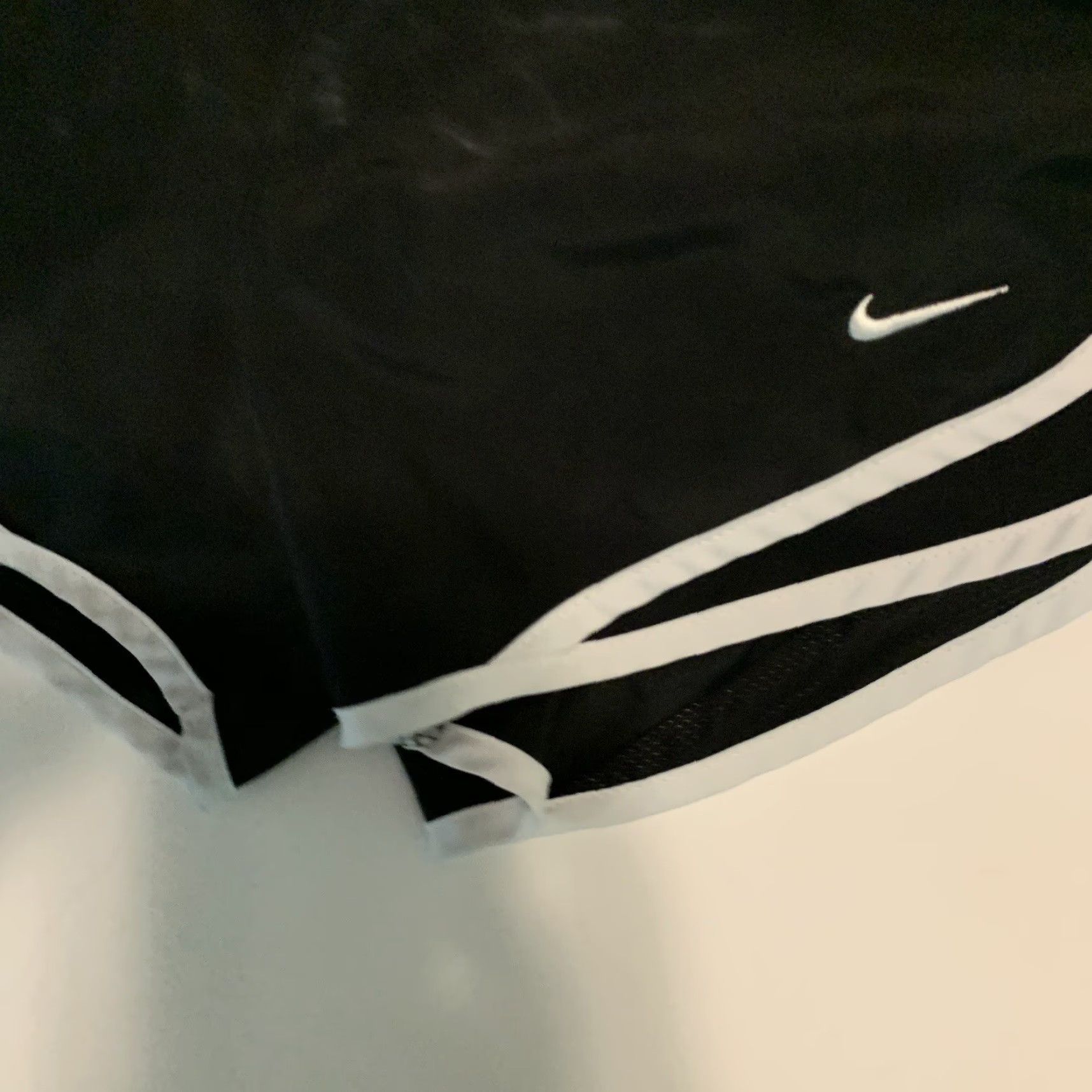 Nike Nike Dri Fit Black Athletic Running Shorts Women’s XS Elastic Drawstring Lined Sport Logo Gym Training Jogging Outdoor Blended Polyester Short Size 26" / US 2 / IT 38 - 4 Thumbnail