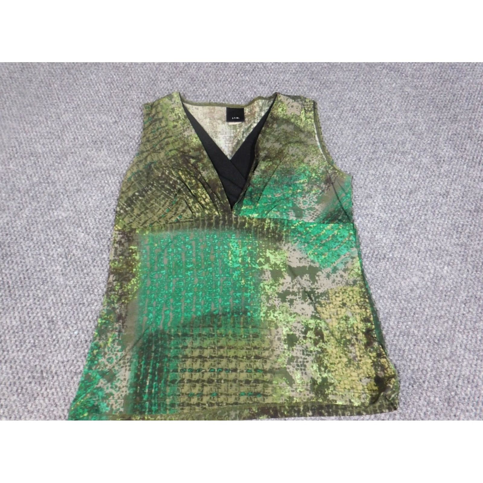 Vintage J.T.B. Blouse Womens Small Green Pullover Crew Neck Sleeveless Geometric Polyester Ruffle Casual University Style Size S / US 4 / IT 40 - 3 Thumbnail