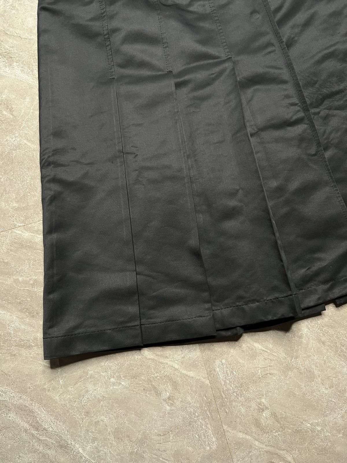 Miu Miu Miumiu Midi Skirt Size 28" / US 6 / IT 42 - 2 Thumbnail