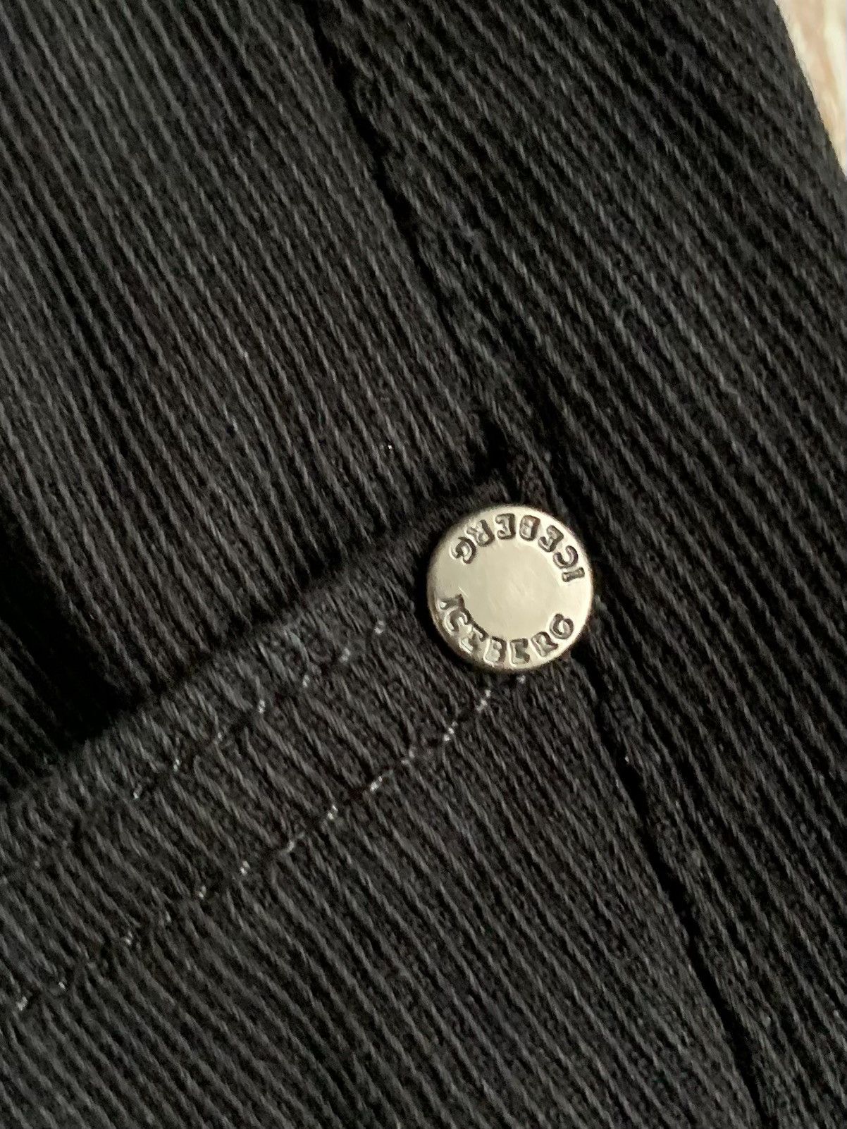 Iceberg × Vintage Vintage Iceberg comics Diabolik made in Italy jeans Size US 34 / EU 50 - 9 Thumbnail