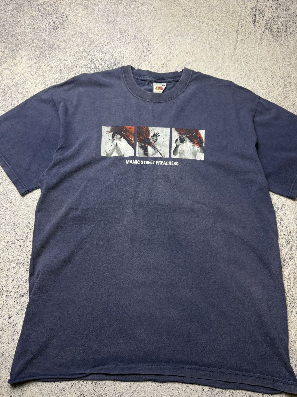 Vintage Vintage Manic Street Preachers Distressed T-Shirt Size US M / EU 48-50 / 2 - 4 Thumbnail