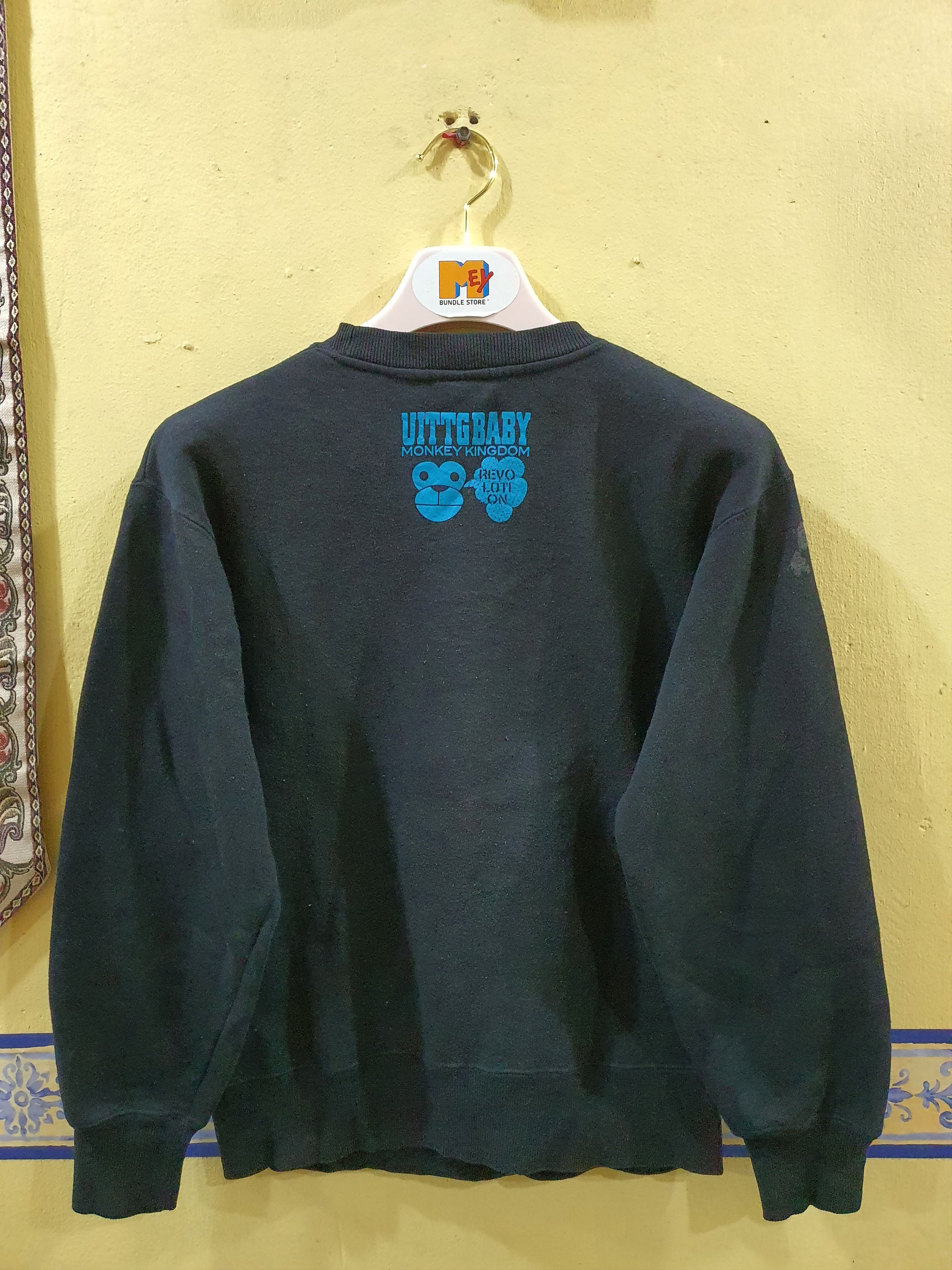 Japanese Brand vintage item from the Japanese streetwear brand UITTG Baby Size US M / EU 48-50 / 2 - 2 Thumbnail