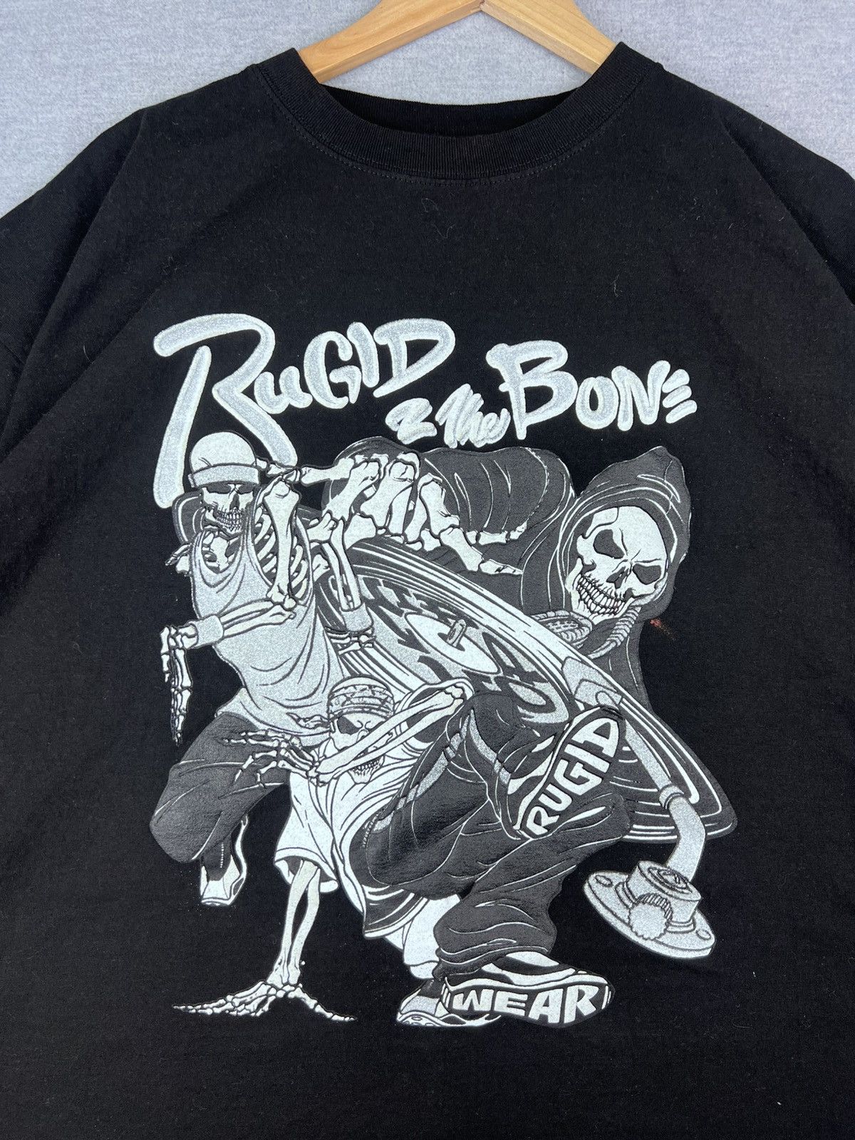 Vintage vitnage rugid wear 90s y2k tee size 3XL 2000s hip hop Size US XXL / EU 58 / 5 - 1 Thumbnail