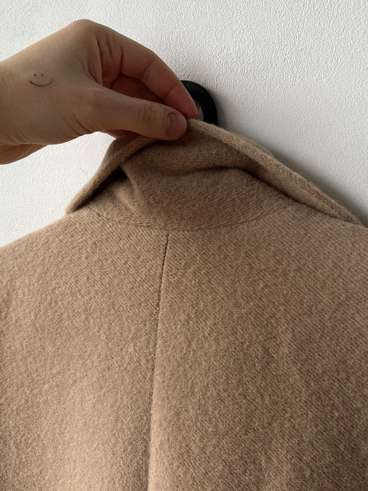Bally Vintage BALLY Wool Beige Oversized Overcoat Size XL Size US XXL / EU 58 / 5 - 10 Thumbnail