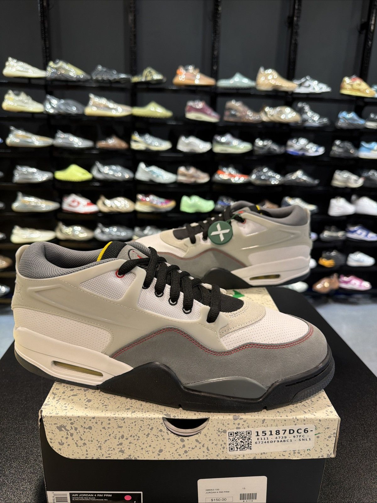 Jordan Brand Air Jordan 4 RM US 13 Mens White/Black/Red Nike Size US 13 / EU 46 - 2 Thumbnail