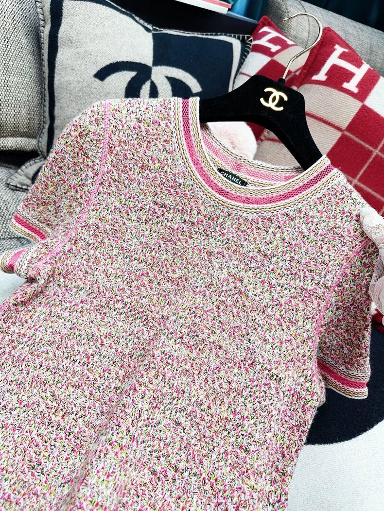 Chanel Chanel Pink mixed color round neck short sleeves Size XS / US 0-2 / IT 36-38 - 7 Thumbnail