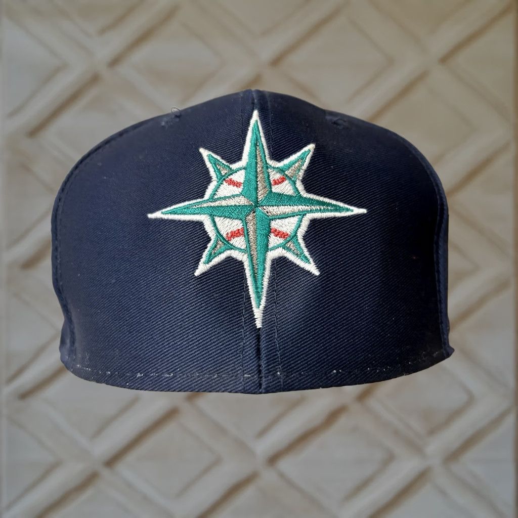 Logo 7 VINTAGE Logo 7 Seattle Mariners MLB Silver Brim Throwback Logo Snapback Hat Cap Size ONE SIZE - 1 Thumbnail