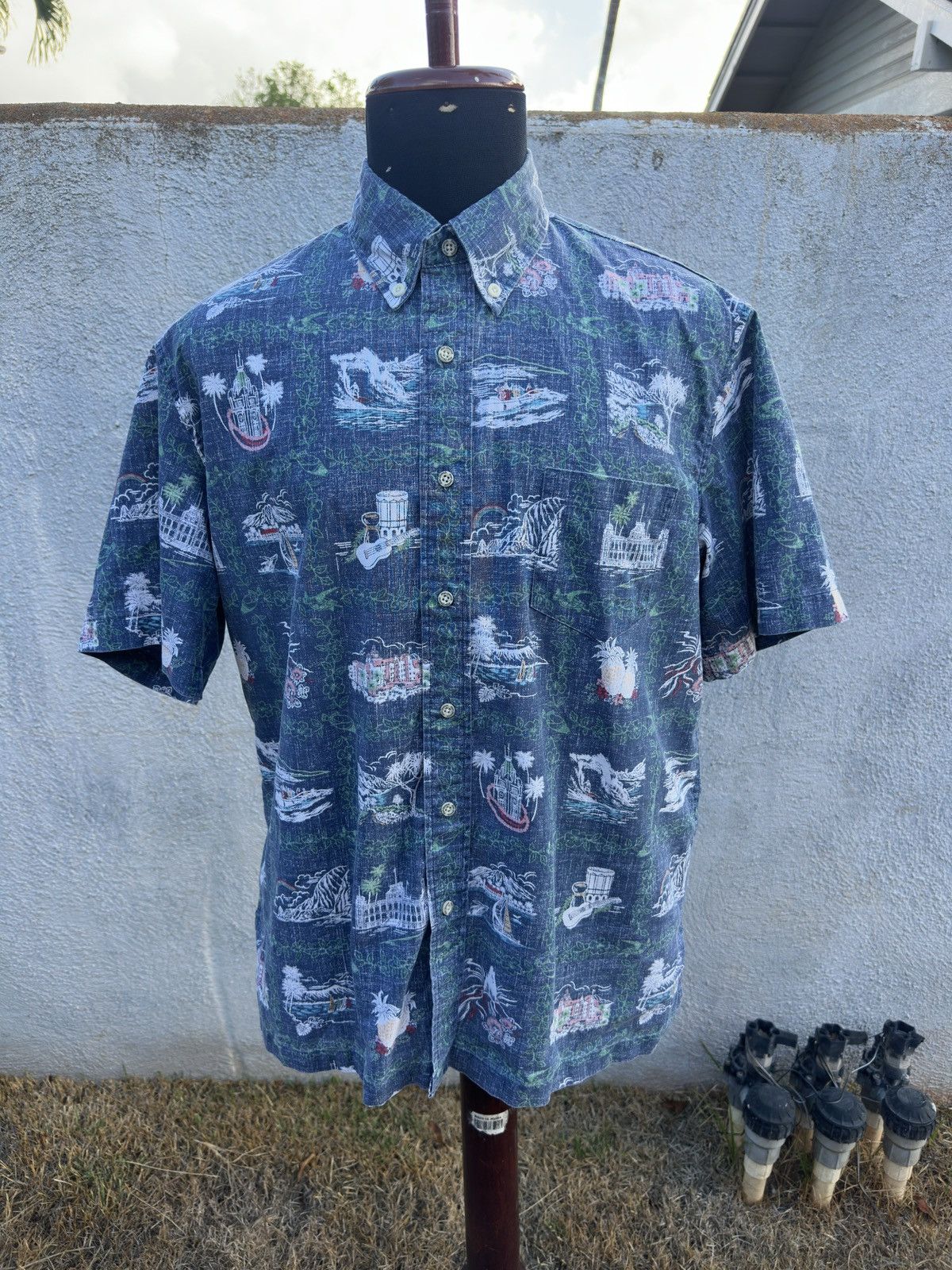 Reyn Spooner PreOwned Reyn Spooner Classic Blue Hawaiian Print Men's M Size US M / EU 48-50 / 2 - 1 Thumbnail