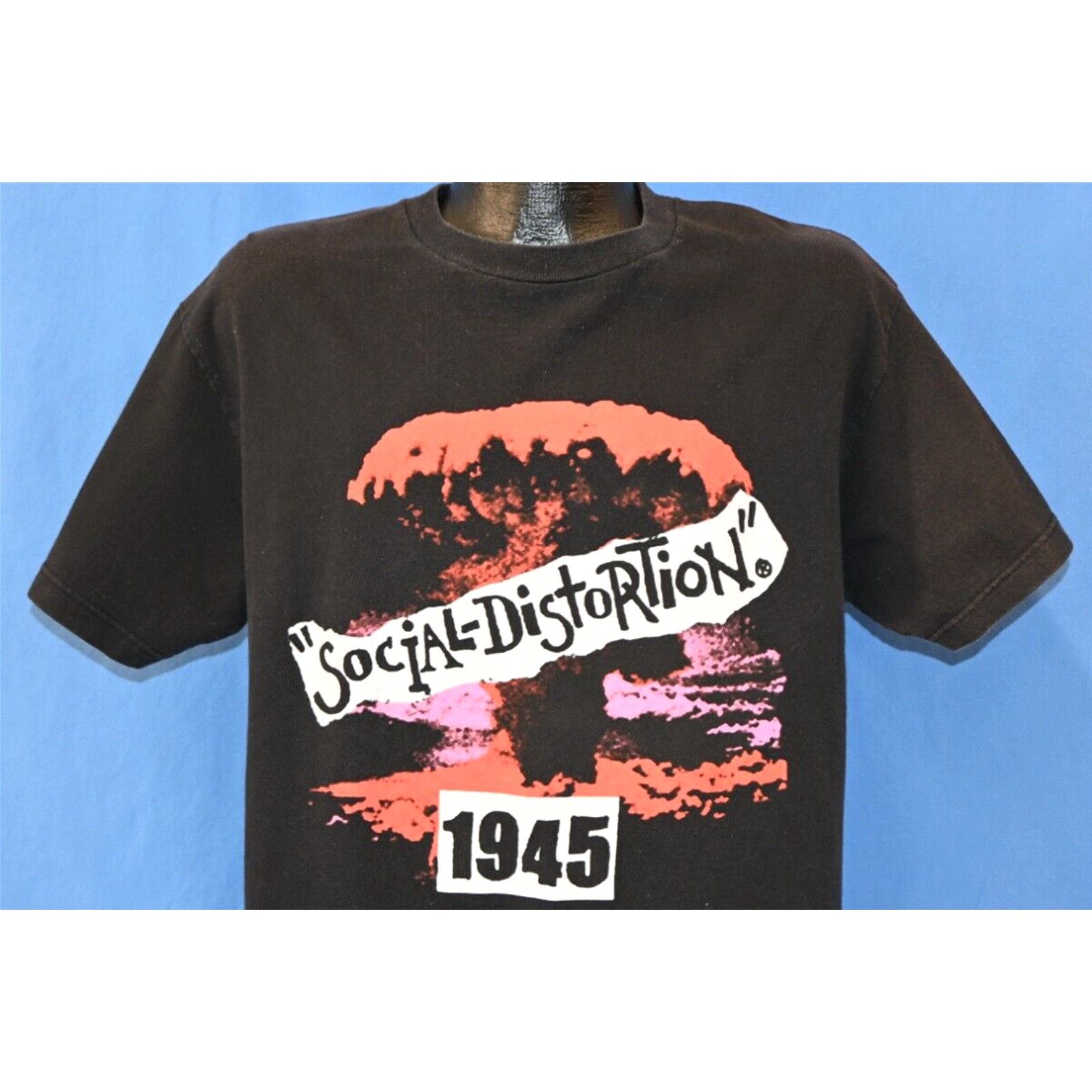 image of Vintage VTG 90's Social Distortion 1945 Mainliner Wreckage From The Past Bomb T-Shirt L in White (S