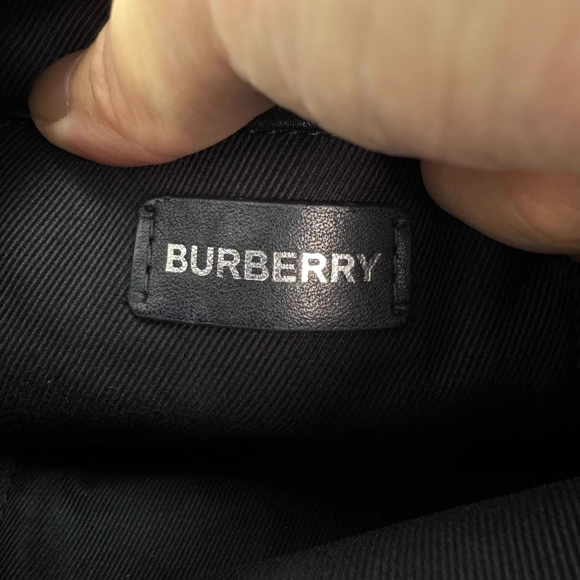Burberry Burberry Embroidered Star Crossbody Bag 98 New Size ONE SIZE - 5 Thumbnail
