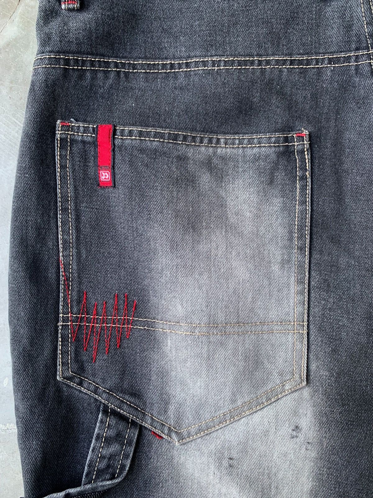 Other × Vintage Vintage Dogtown Skateboards Black Dragon Jorts Size US 39 - 6 Thumbnail
