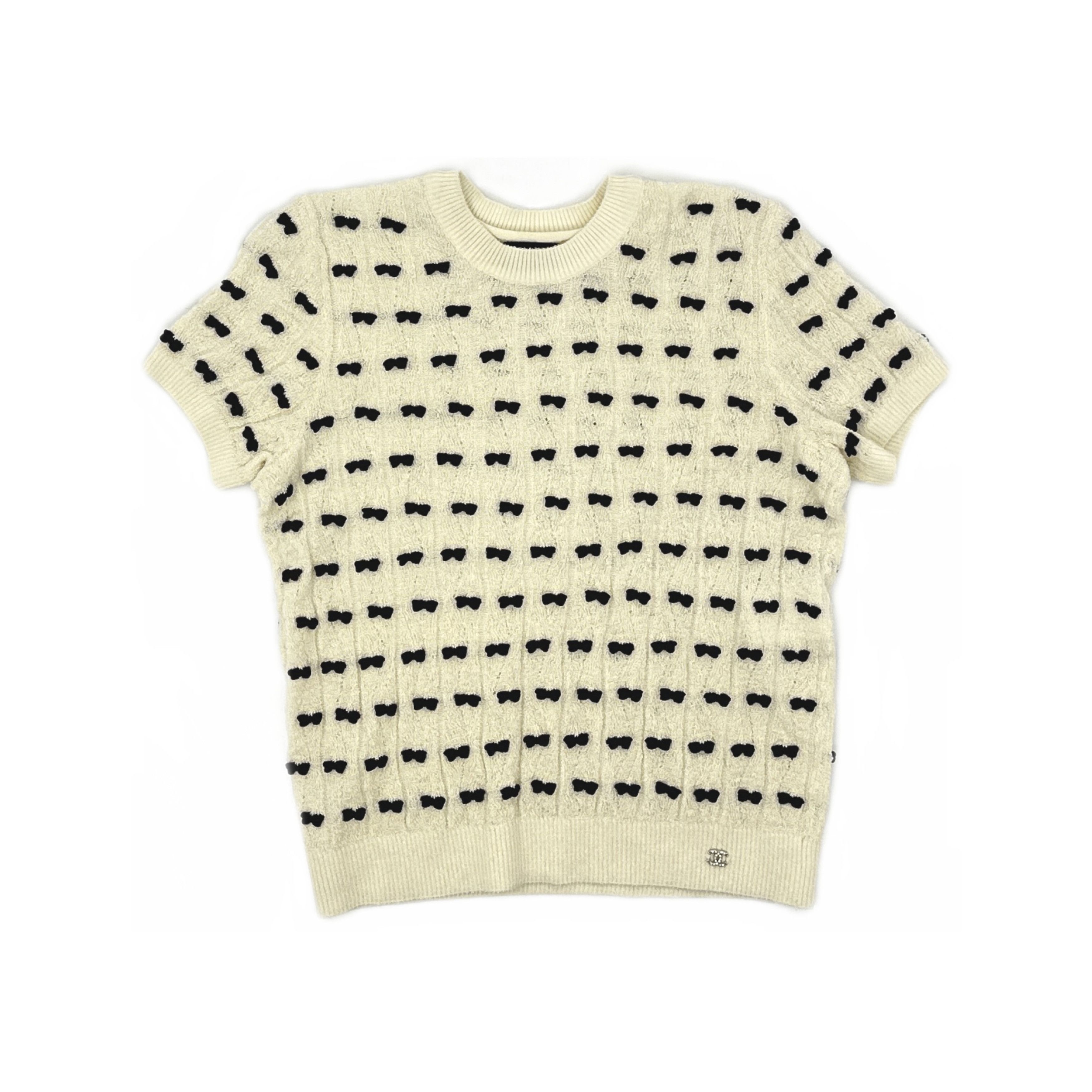 Chanel Chanel Bow Pattern Knit Sweater Size 36 Size XS / US 0-2 / IT 36-38 - 1 Thumbnail