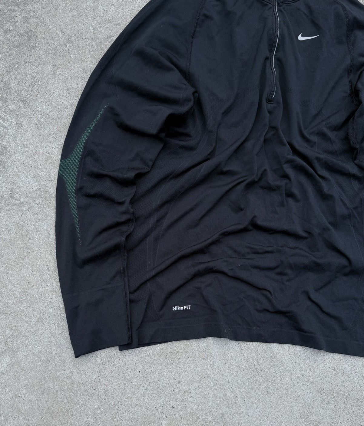 Other Vintage Nike Y2K streetwear nylon sweatshirt Size US L / EU 52-54 / 3 - 5 Thumbnail