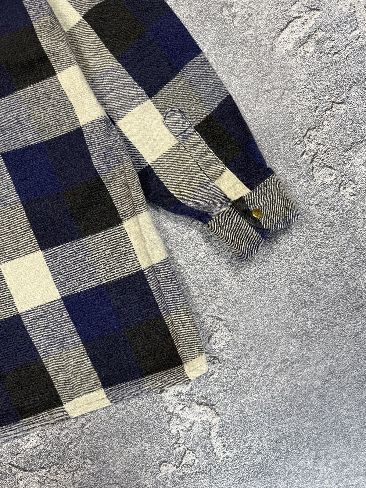 Fjallraven Vintage Flannel Shirt Fjalraven M Size US M / EU 48-50 / 2 - 9 Thumbnail