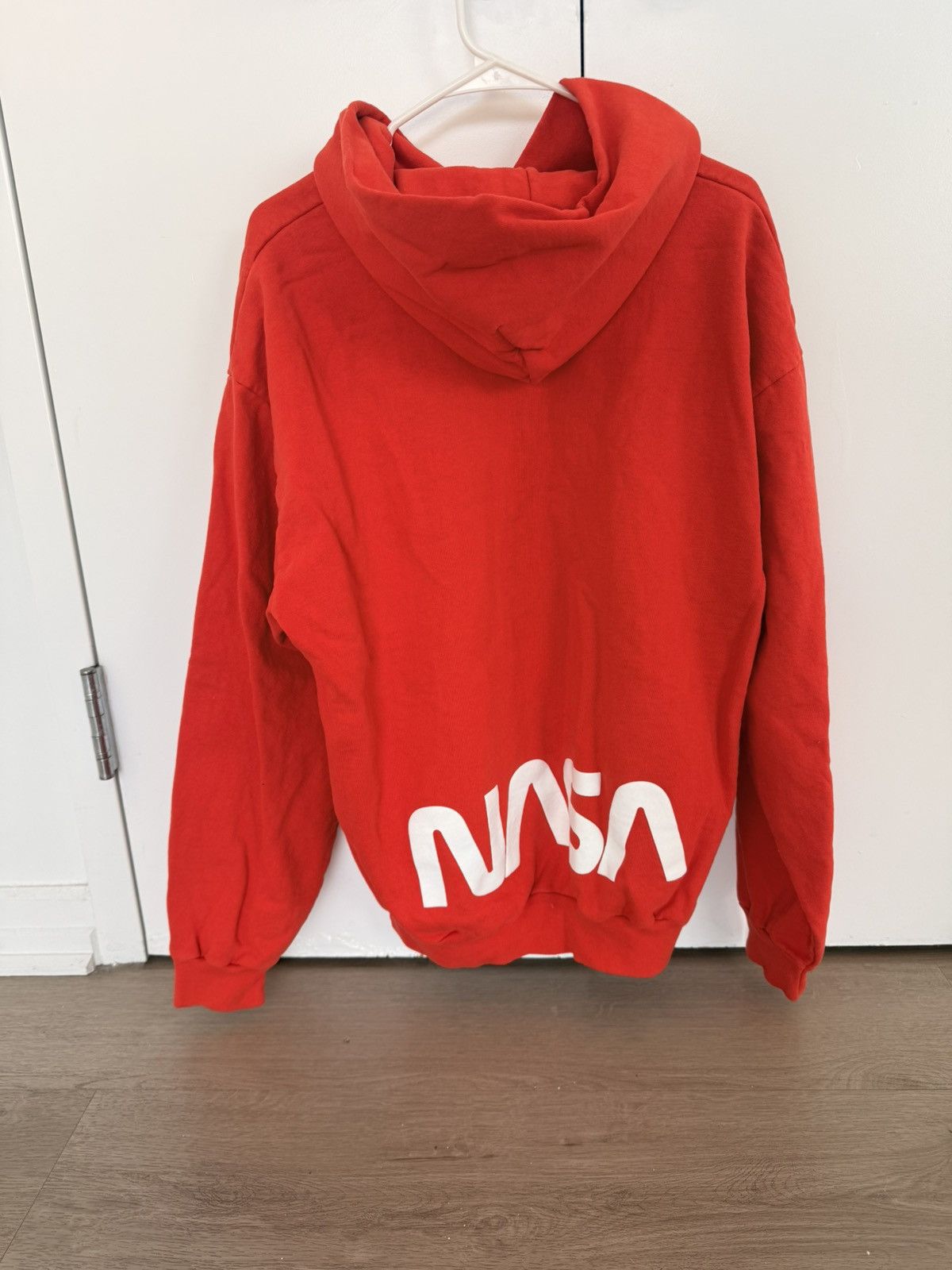 +44 Lewis Hamilton NASA Hoodie Size US XL / EU 56 / 4 - 2 Thumbnail
