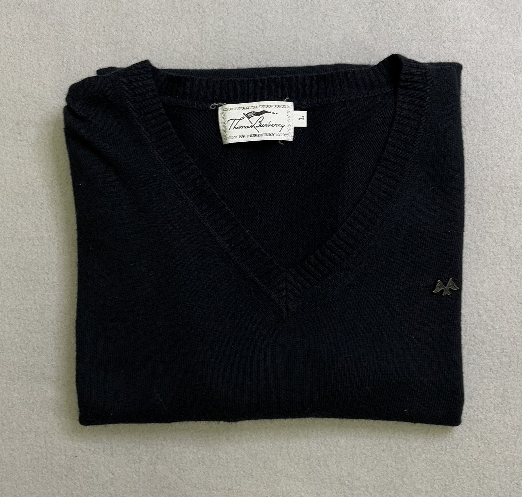 Burberry × Vintage Thomas Burberry Black V-neck sweater Cashmere size L Size US L / EU 52-54 / 3 - 14 Thumbnail