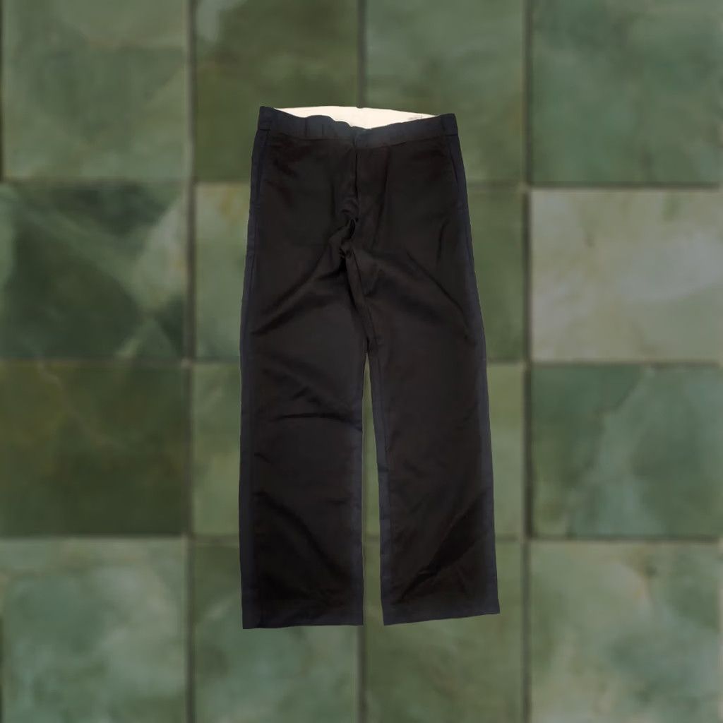 Carhartt VINTAGE Carhartt Master Black Logo Canvas Trouser Loose-fitting Pants Size US 34 / EU 50 - 1 Thumbnail