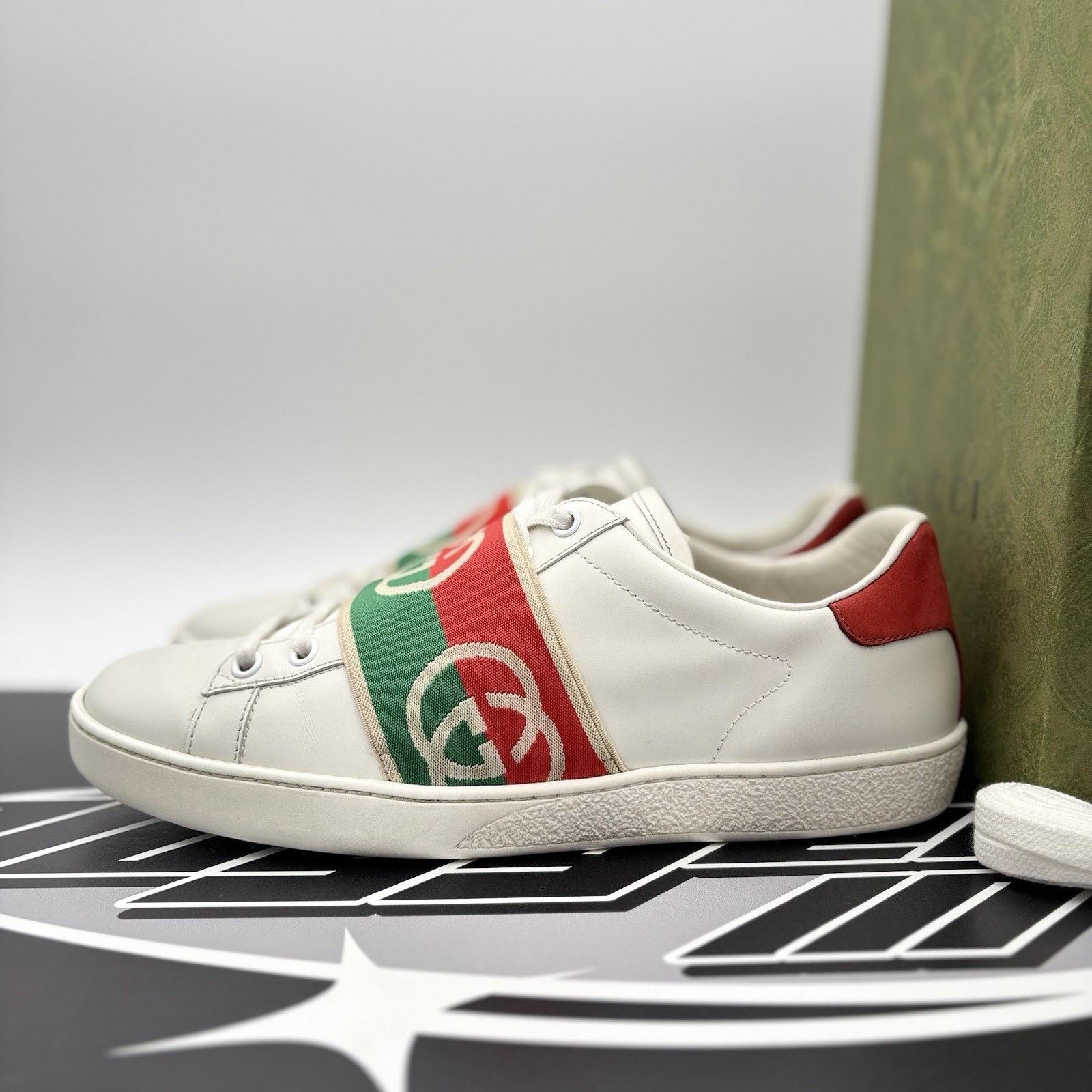 Gucci Gucci Ace Web 'Interlocking G - White Red Green ‘ | GOOD! Size US 7 / IT 37 - 1 Thumbnail
