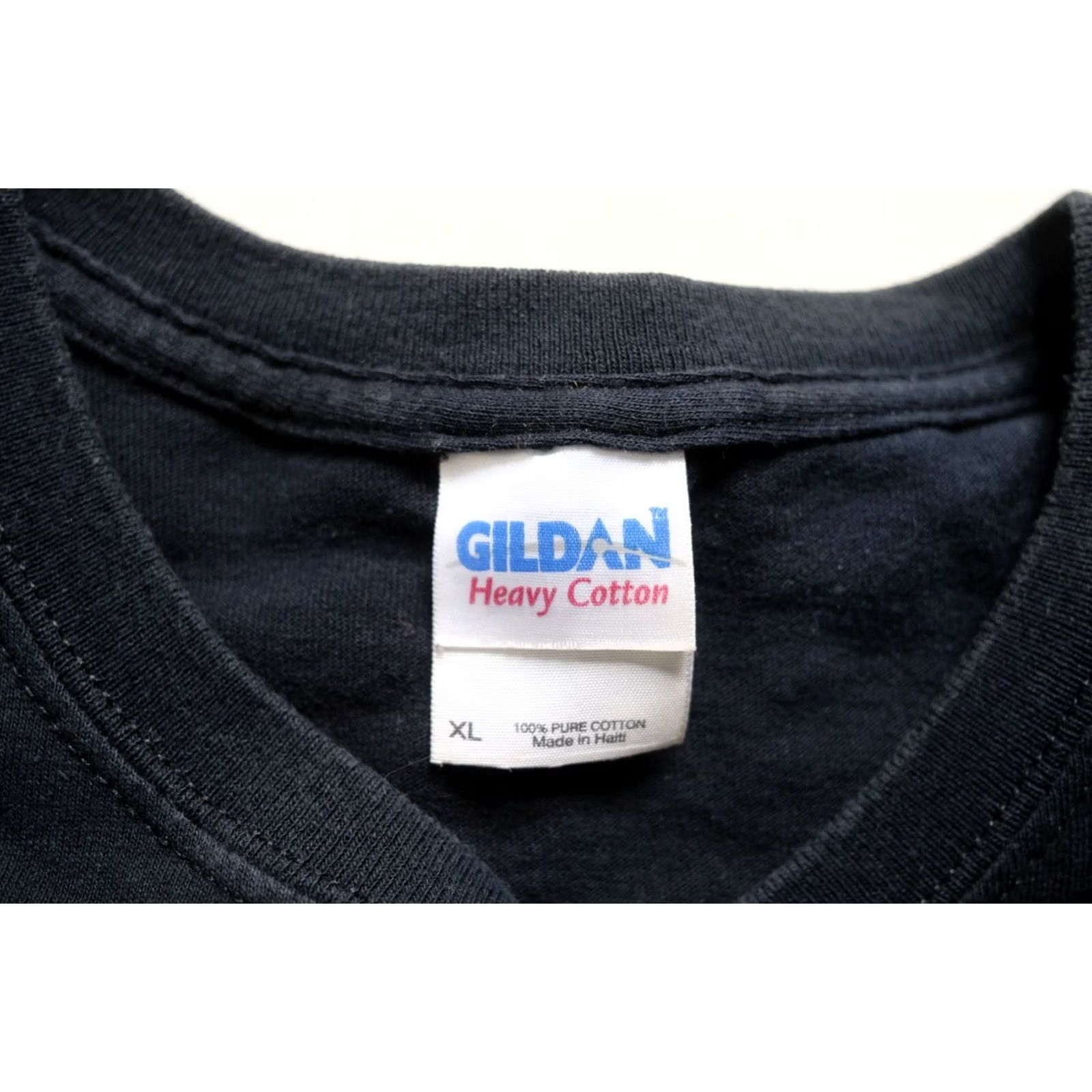 Gildan VINTAGE Gildan T-Shirt VTG Y2K TYLER PERRYS WHATS DONE IN THE DARK Graphic Short Sleeve Crew Neck 2XL Black Men Mens Size US XXL / EU 58 / 5 - 8 Thumbnail