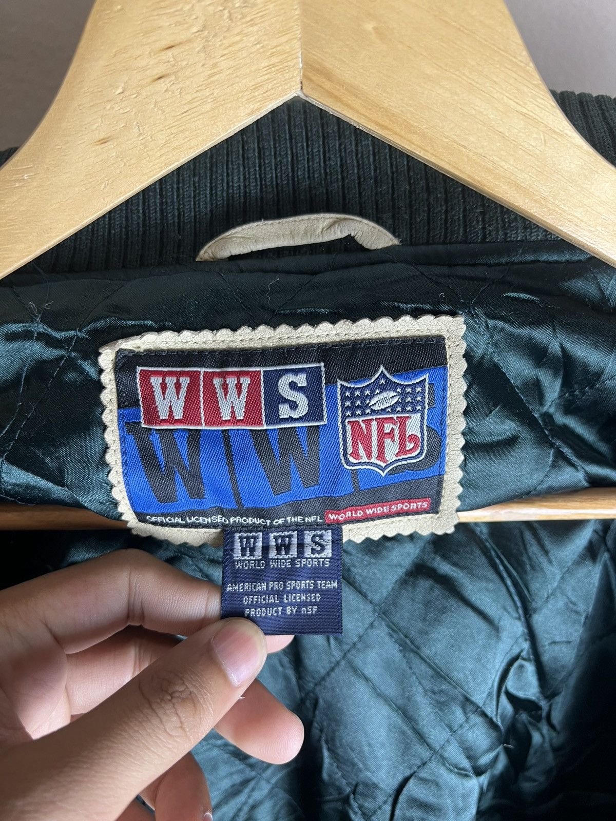 NFL × Vintage Vintage NFL G Packers Embroidery Leather Jacket Size US XL / EU 56 / 4 - 14 Thumbnail