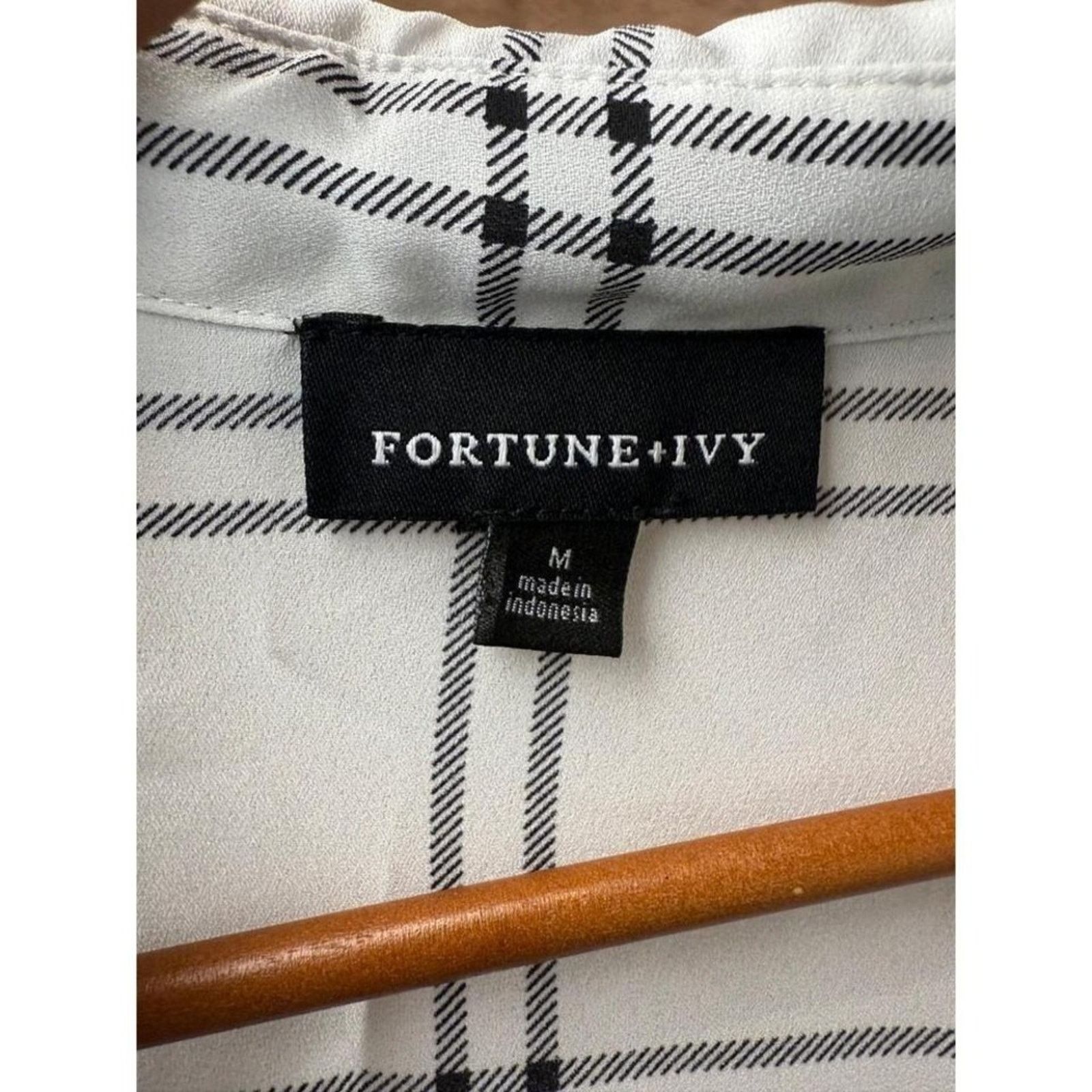 Other Fortune + Ivy White Black Plaid Blouse M Roll Tab Sleeve Top Size M / US 6-8 / IT 42-44 - 5 Thumbnail
