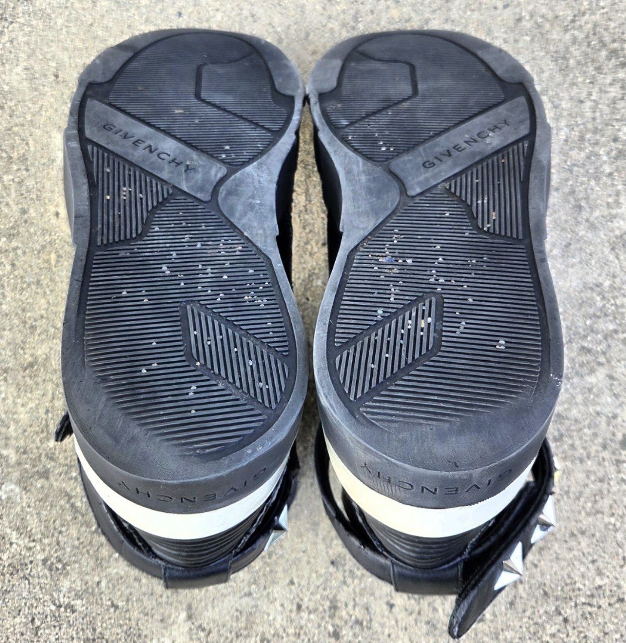 Givenchy Givenchy Tyson Star High Top Black Leather Sneakers Size US 8 / EU 41 - 6 Thumbnail