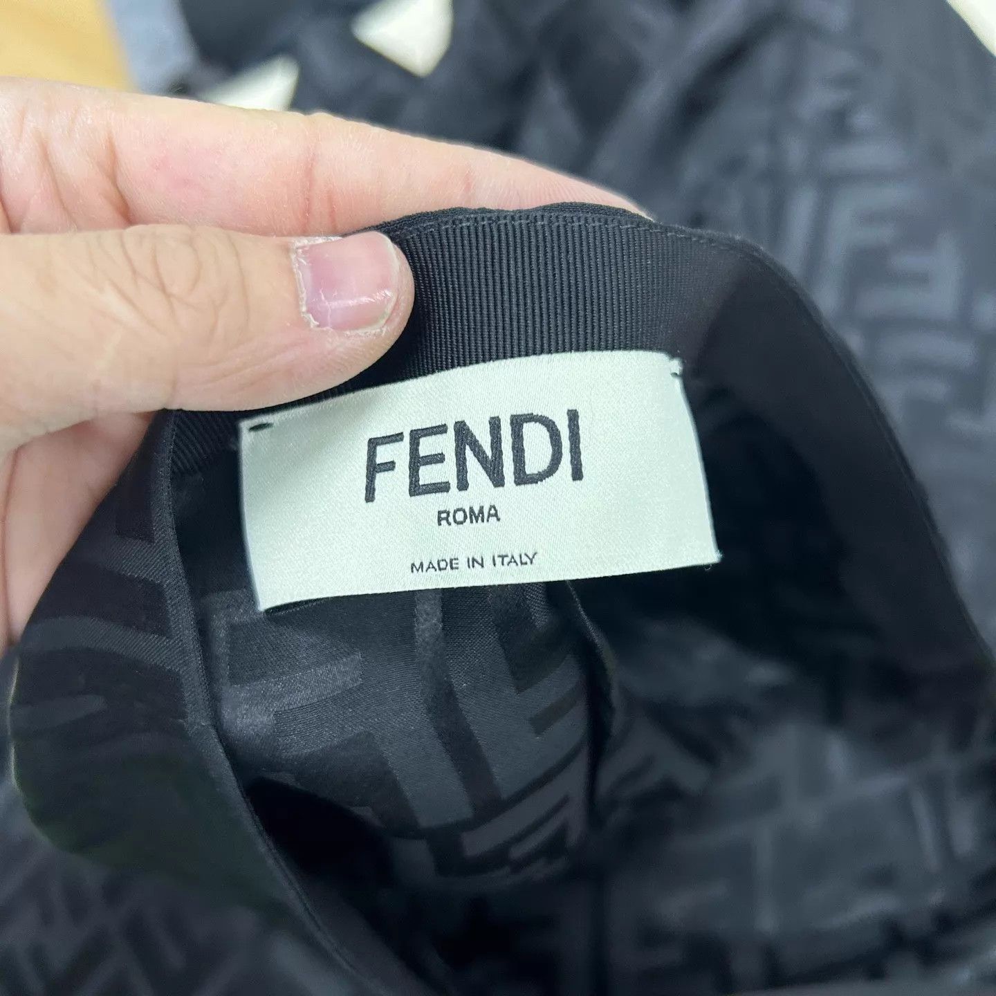 Fendi FENDI High-Waist Logo Allover A-Line Midi Skirt 38 Size 26" / US 2 / IT 38 - 3 Thumbnail