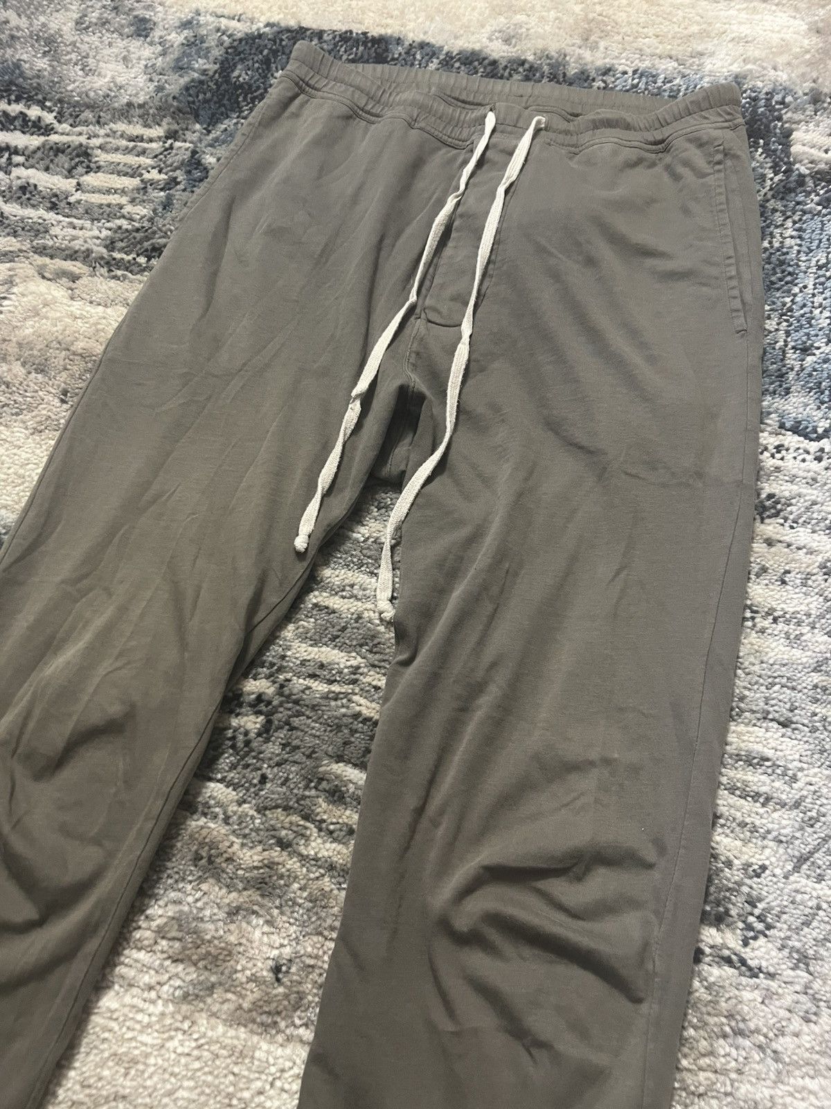 Rick Owens FW18 Rick Owens Dark Dust Berlin Sweatpants Size US 30 / EU 46 - 2 Thumbnail