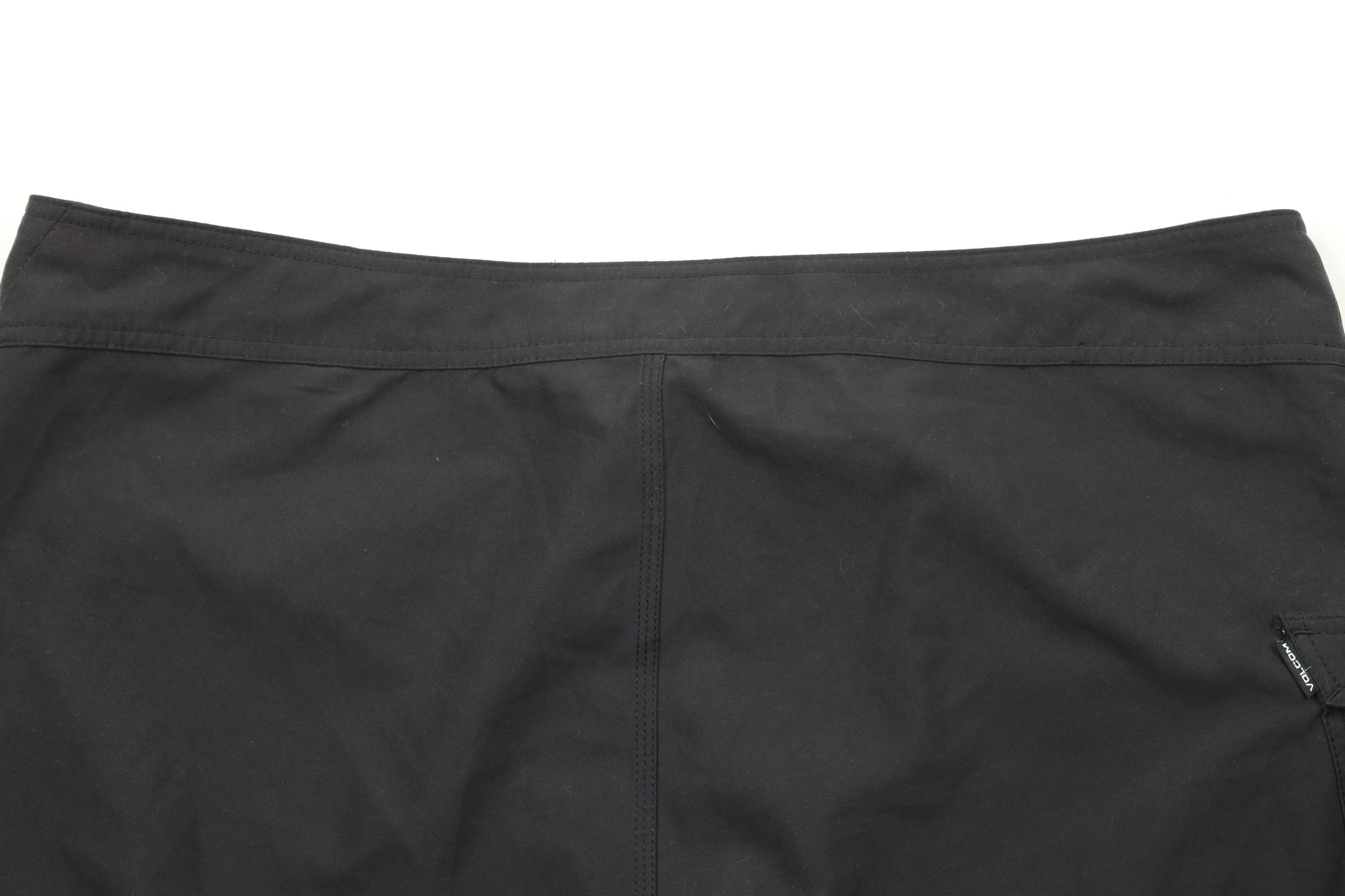 Vintage × Volcom Vintage Volcom Out Surfing Board Shorts Swim Trunks Black Size US 42 / EU 58 - 8 Thumbnail