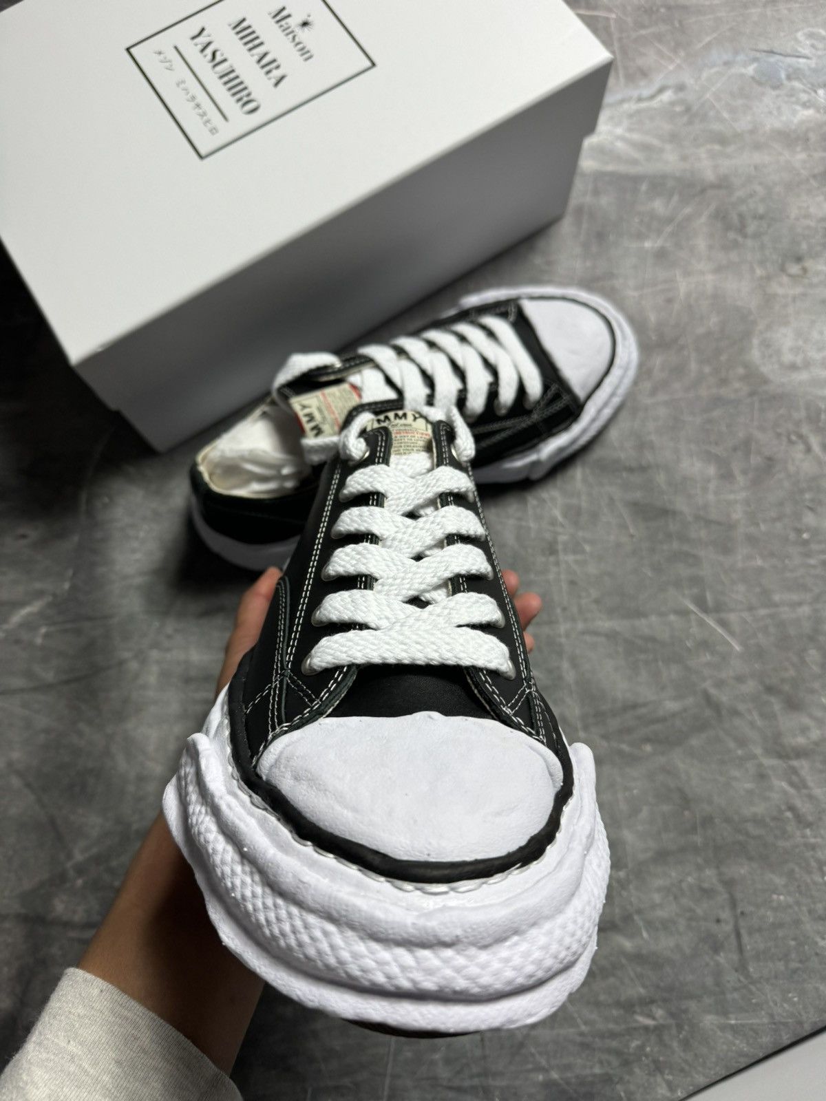 Maison MIHARA YASUHIRO Maison Mihara Yasuhiro Leather Sole Sneakers Size US 11 / EU 44 - 4 Thumbnail