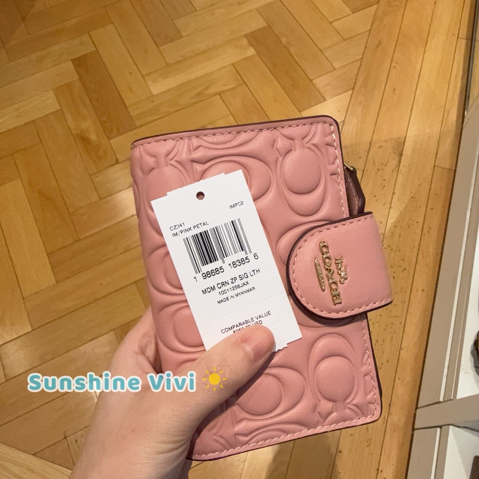 Coach NWT Coach Medium Corner Zip Wallet Leather CZ341 Pink Petal Size ONE SIZE - 4 Thumbnail