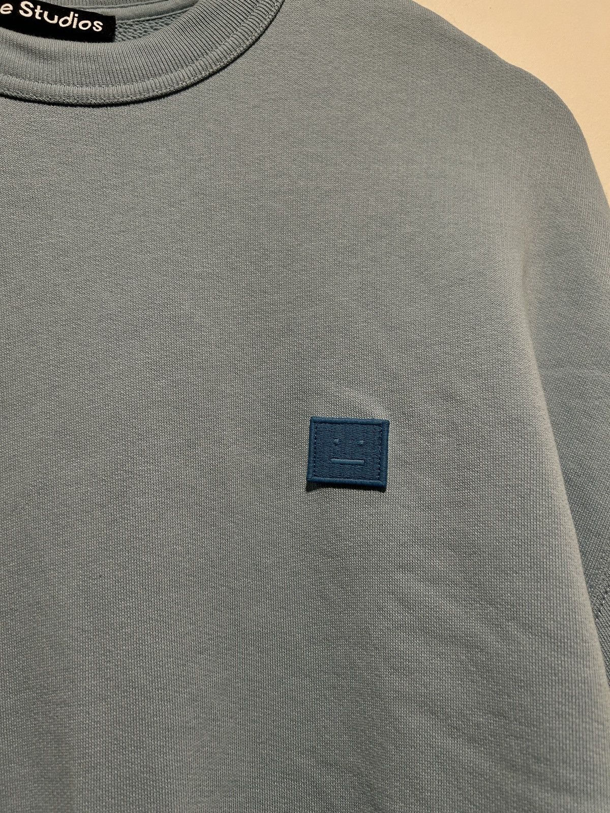 Acne Studios ACNE STUDIOS FAIRVIEW FACE CREW SWEAT POWDER BLUE Size US XS / EU 42 / 0 - 2 Thumbnail