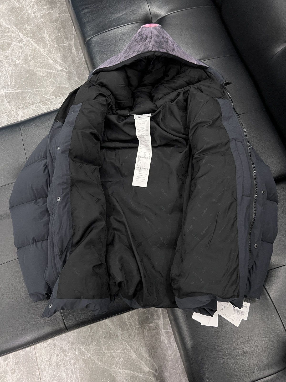Doublet Doublet FW23 Runway “Canadian Mouse” Mask Down Jacket Size US L / EU 52-54 / 3 - 14 Thumbnail