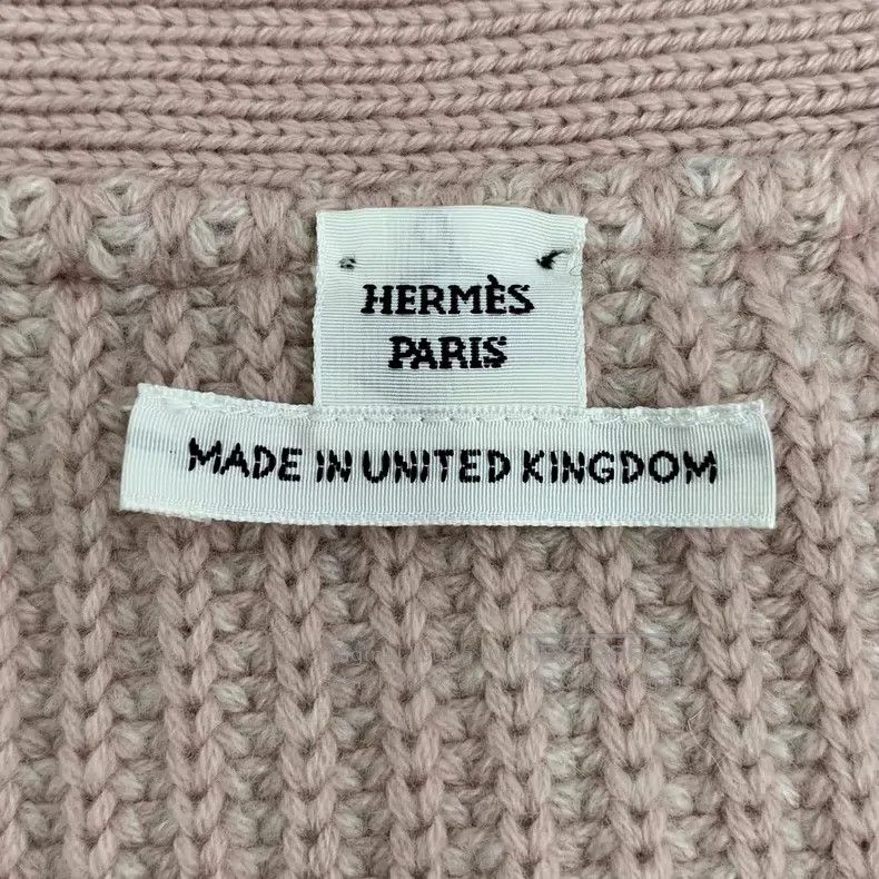 Hermes Hermes Pink cashmere V-neck long-sleeve knit cardigan Size XS / US 0-2 / IT 36-38 - 5 Thumbnail