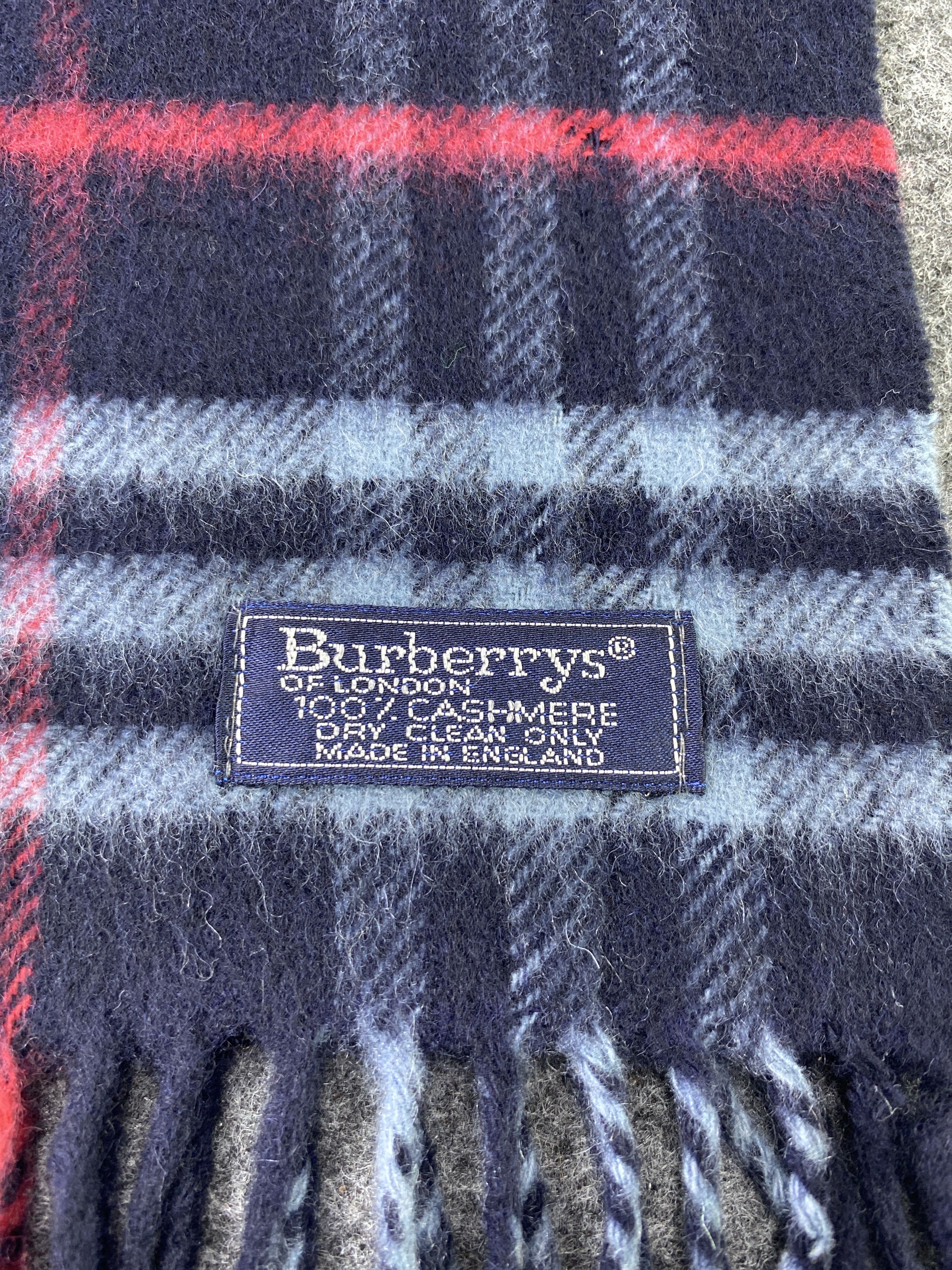 Burberry VINTAGE BURBERRY Scarf / Muffler / Neckwear -T659 Size ONE SIZE - 4 Thumbnail