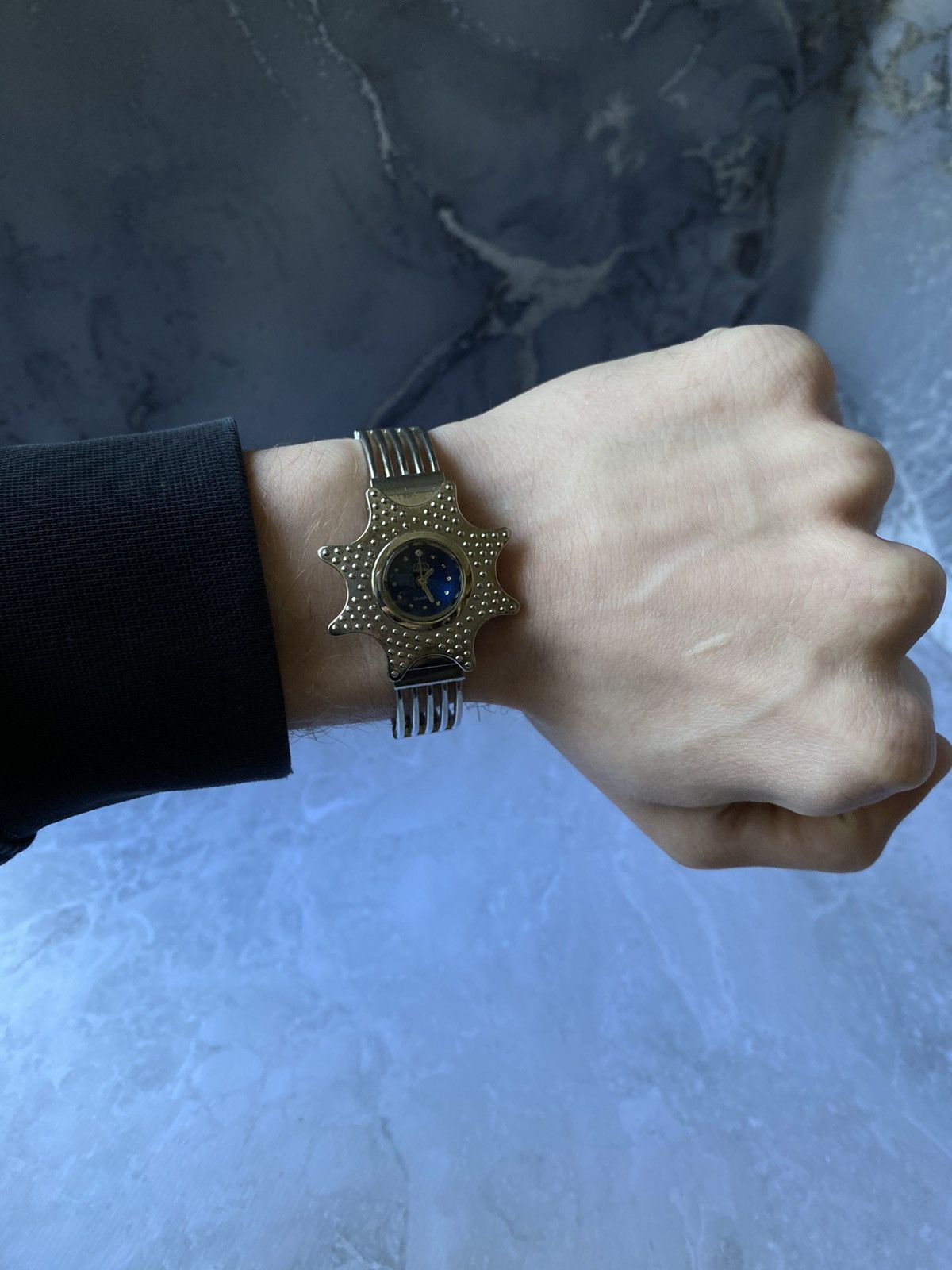 Japanese Brand × Jewelry × Vintage Futuristic Bracelet Watch with Blue Dia Size ONE SIZE - 4 Thumbnail