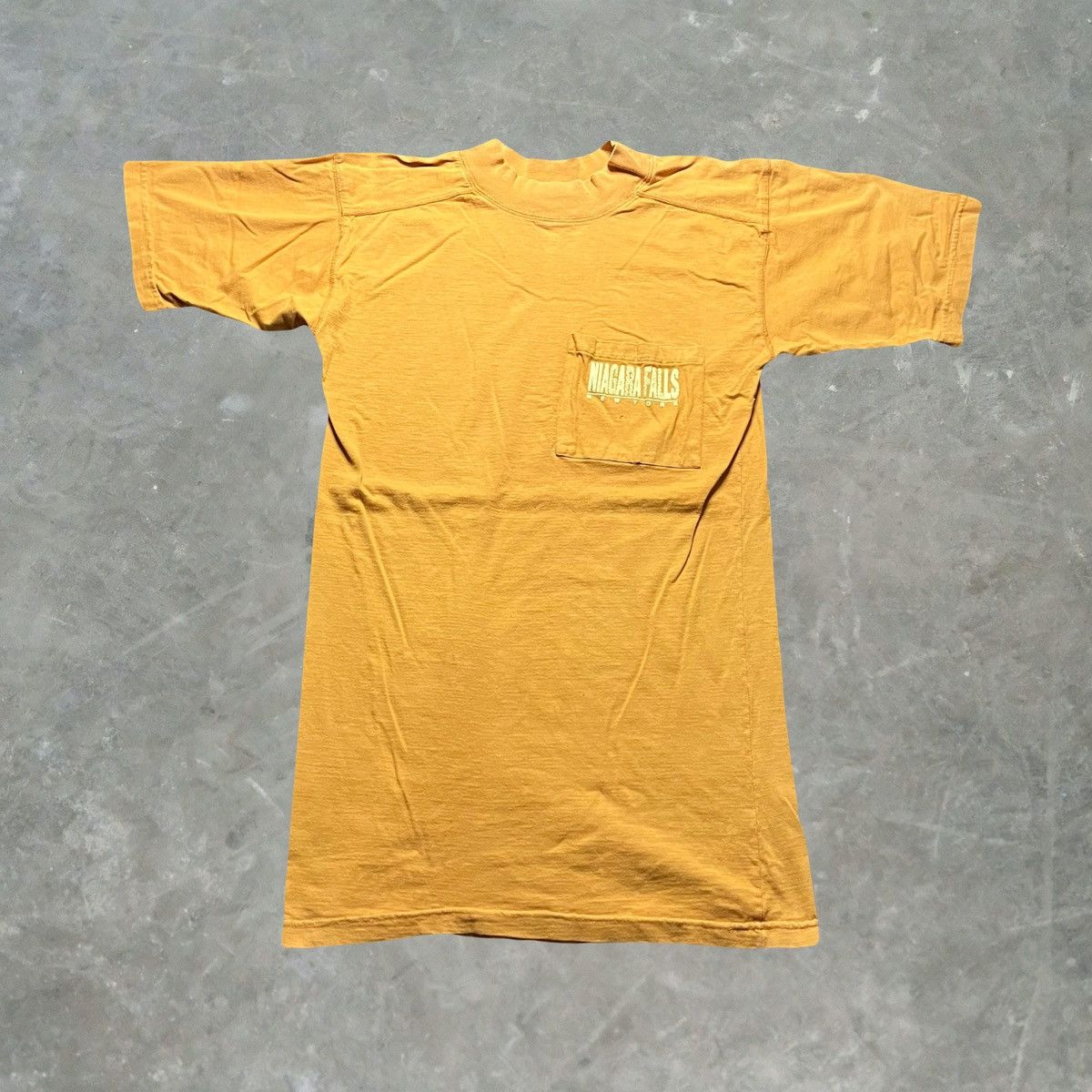 Vintage Vintage Niagra Falls New York Long Pocket T Shirt Size US M / EU 48-50 / 2 - 2 Thumbnail