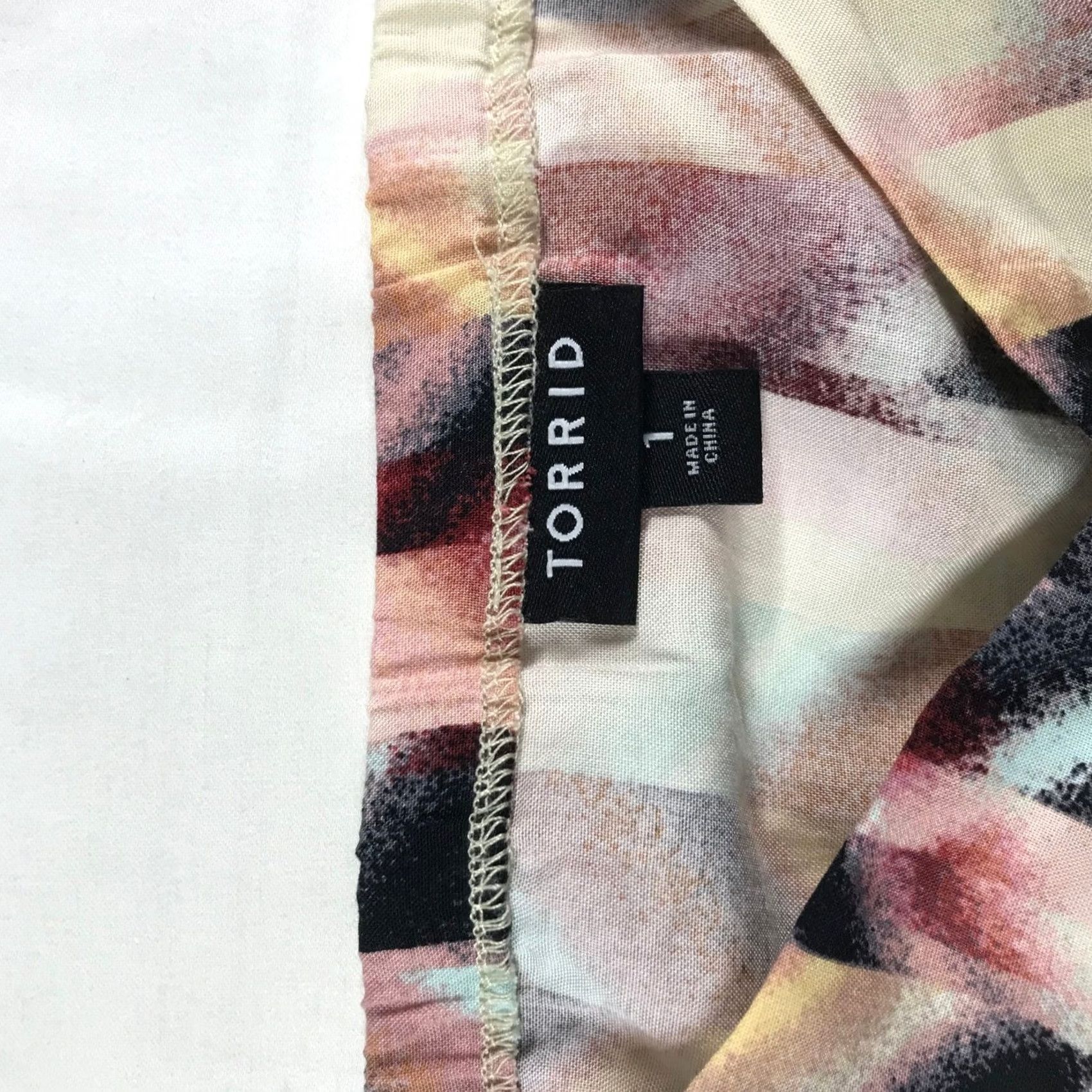 Torrid Torrid Plus Size 1 Multicolor Chevron Ruched Sweetheart Midi Dress Sleeveless Women Size XL / US 12-14 / IT 48-50 - 4 Thumbnail