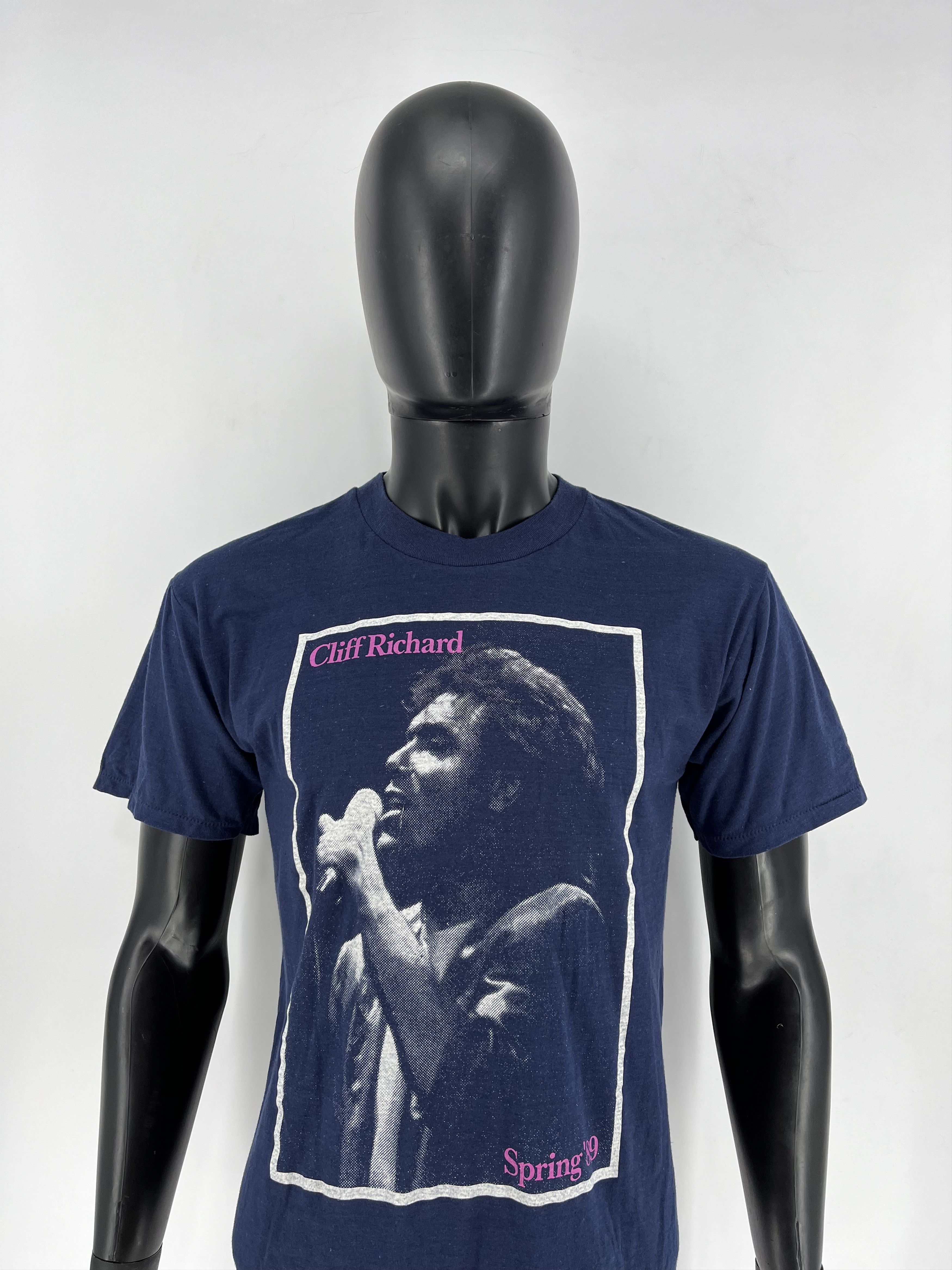 Band Tees × Vintage Vintage Cliff Richard The Spring 1989 T-Shirt Size L Size US L / EU 52-54 / 3 - 1 Thumbnail