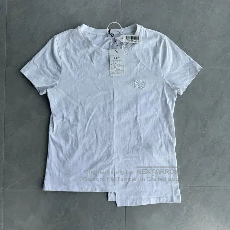 Loewe Loewe White Women's T-Shirt . Size S / US 4 / IT 40 - 1 Thumbnail