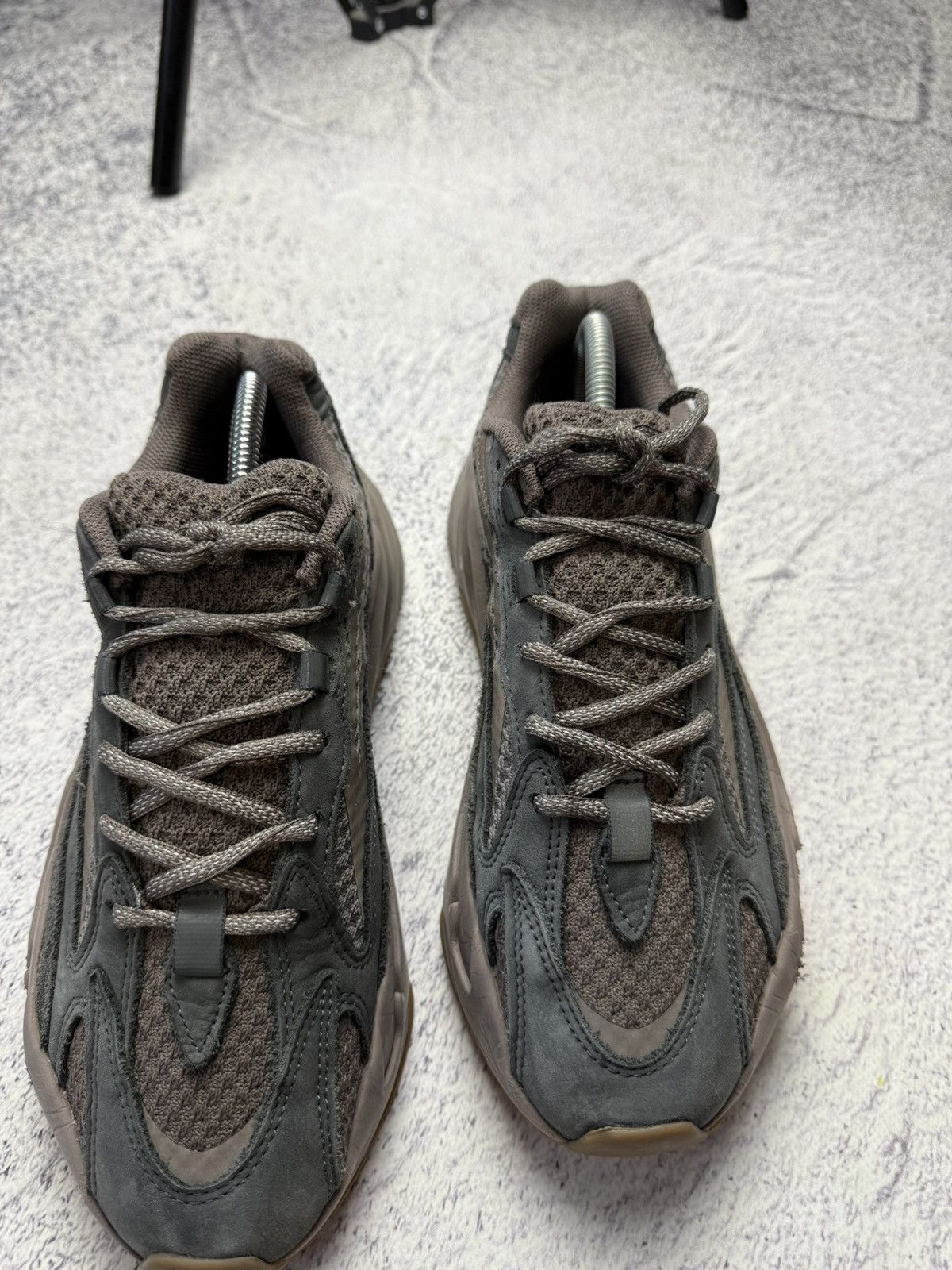 Adidas × Kanye West Adidas Yeezy Boost 700 v2 size 9 Size US 9 / EU 42 - 25 Thumbnail