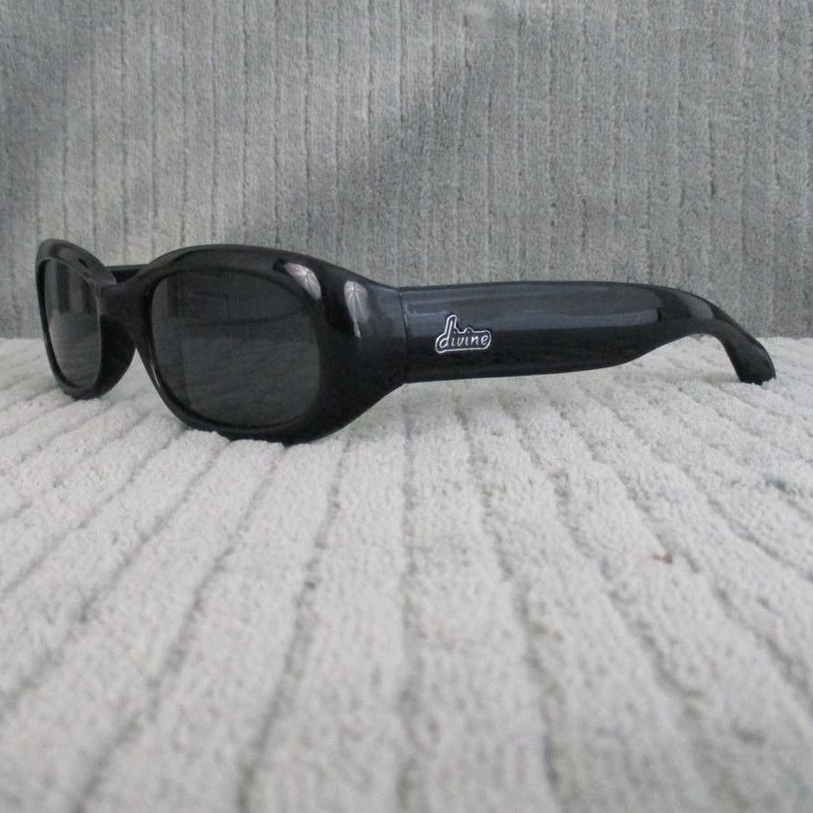 Other New Divine Eyewear Selene Black/Smoke Sunglasses Women's NWT Size ONE SIZE - 2 Thumbnail