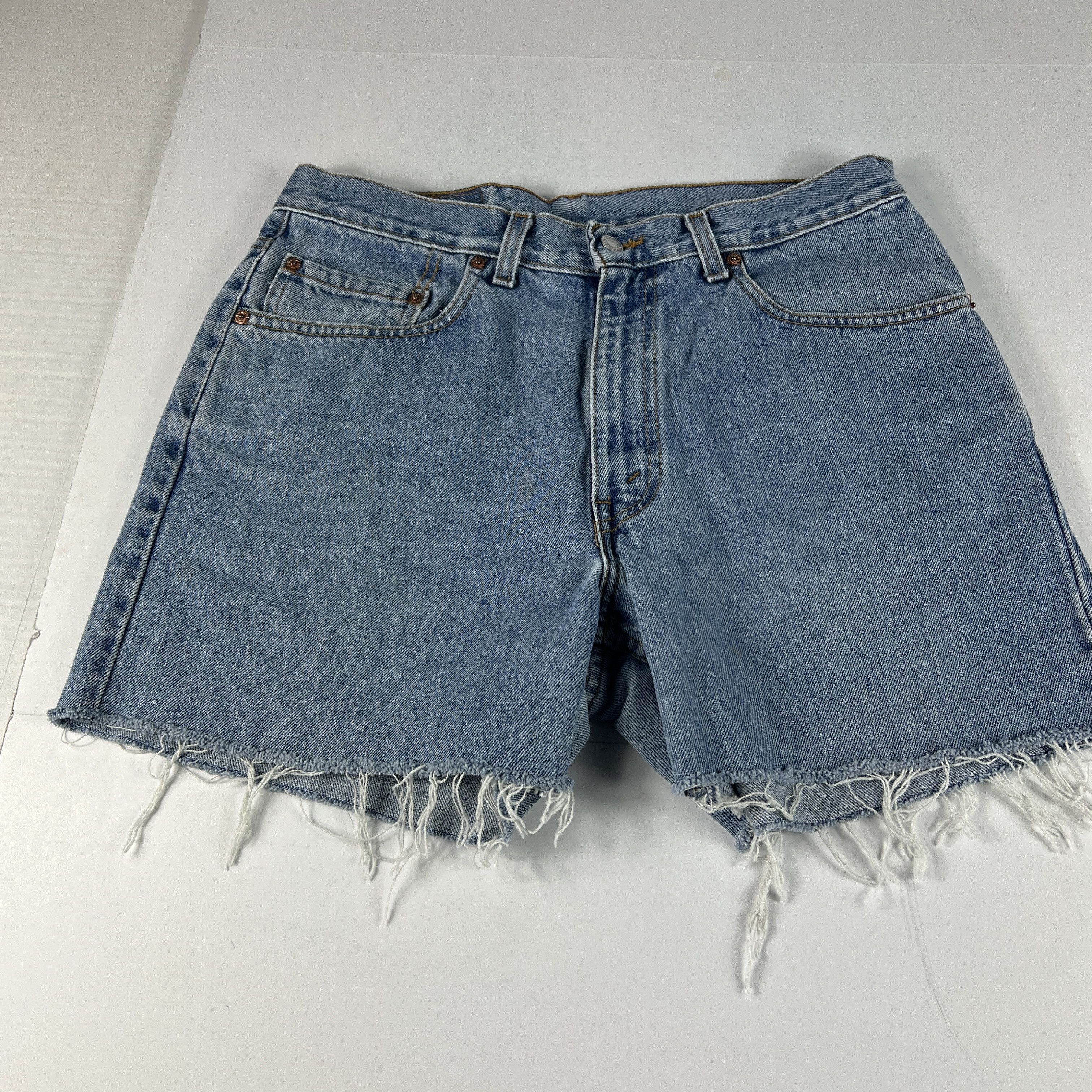 Levi's × Vintage Y2K` Levi's Jean Shorts 550 Faded Cut Off Cotton Denim Jorts Size US 34 / EU 50 - 1 Thumbnail
